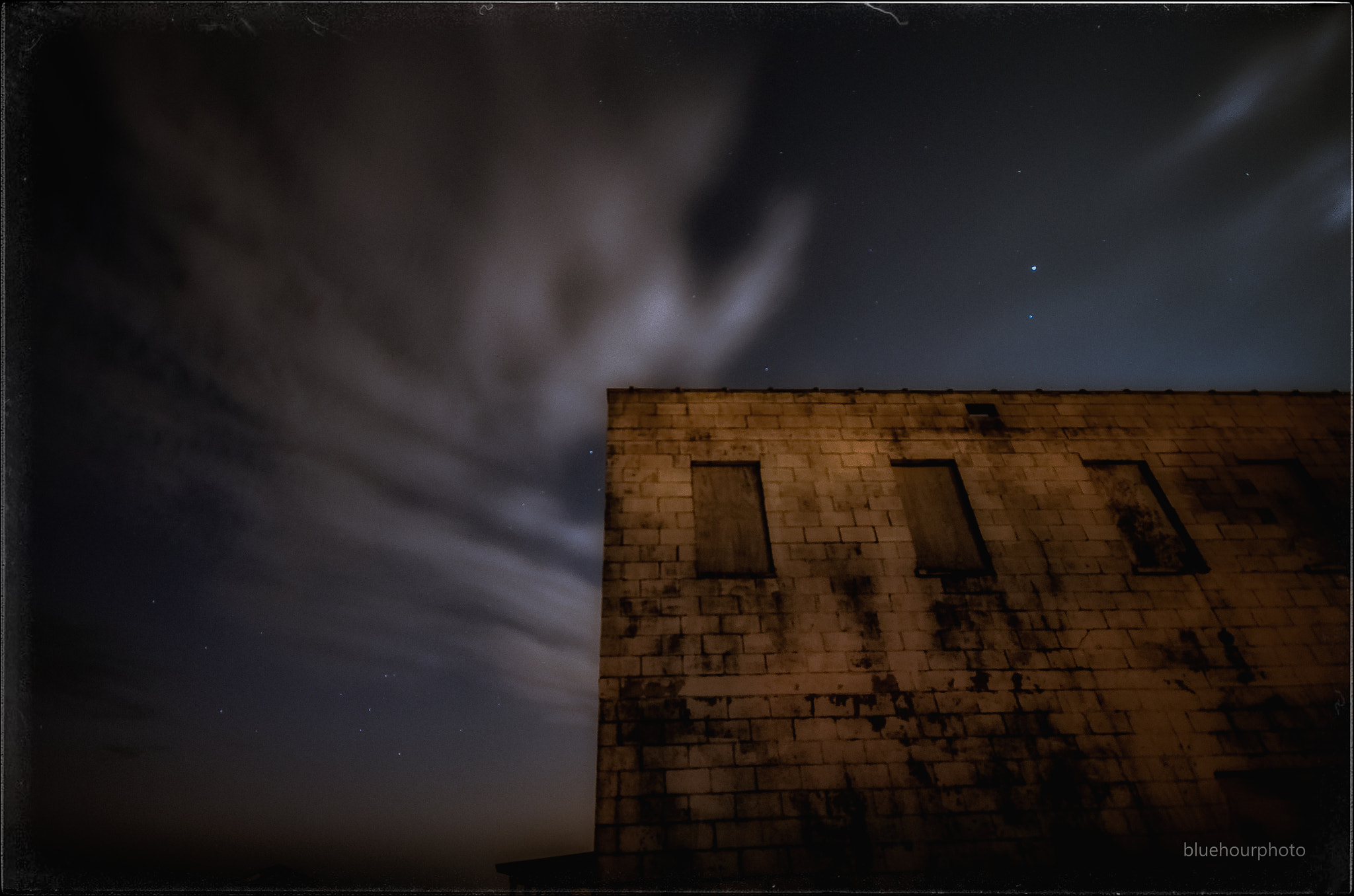 Sigma AF 10-20mm F4-5.6 EX DC sample photo. Last call photography