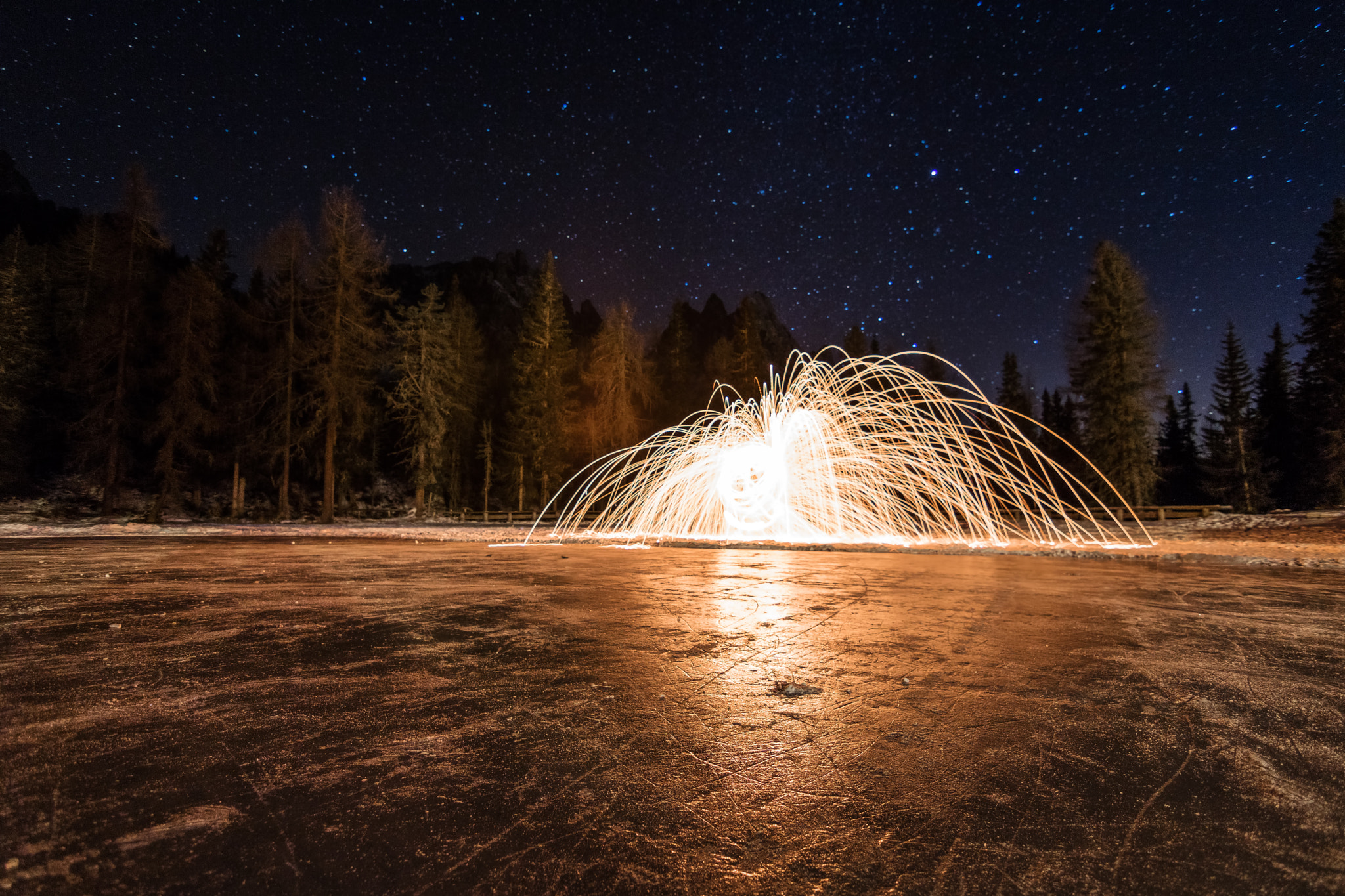 Canon EOS 750D (EOS Rebel T6i / EOS Kiss X8i) sample photo. Fire on ice photography