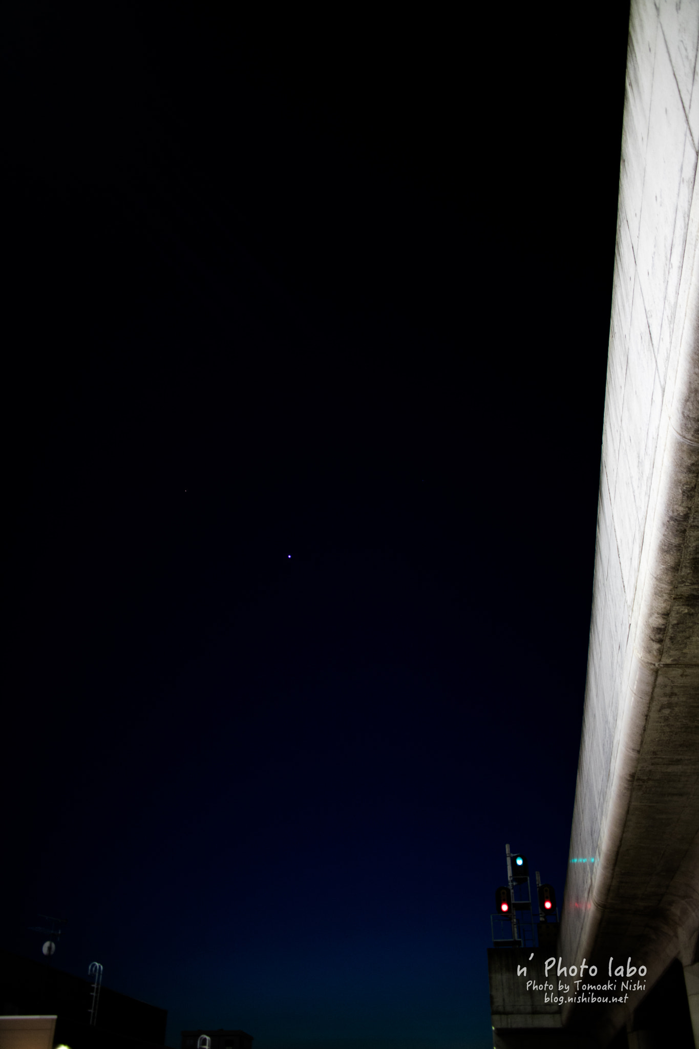 Canon EOS M3 + Canon EF-M 22mm F2 STM sample photo. Signal photography