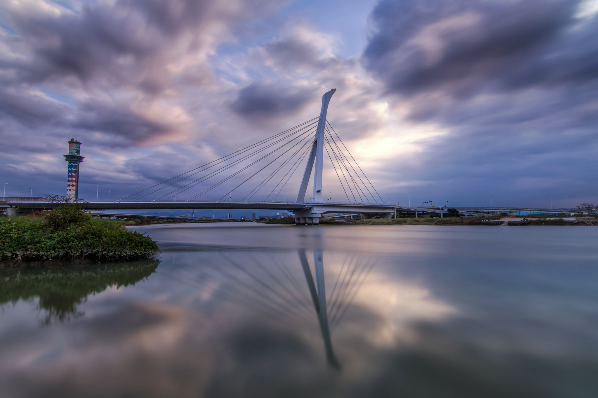 Nikon D7200 sample photo. Reflection of the bridge photography