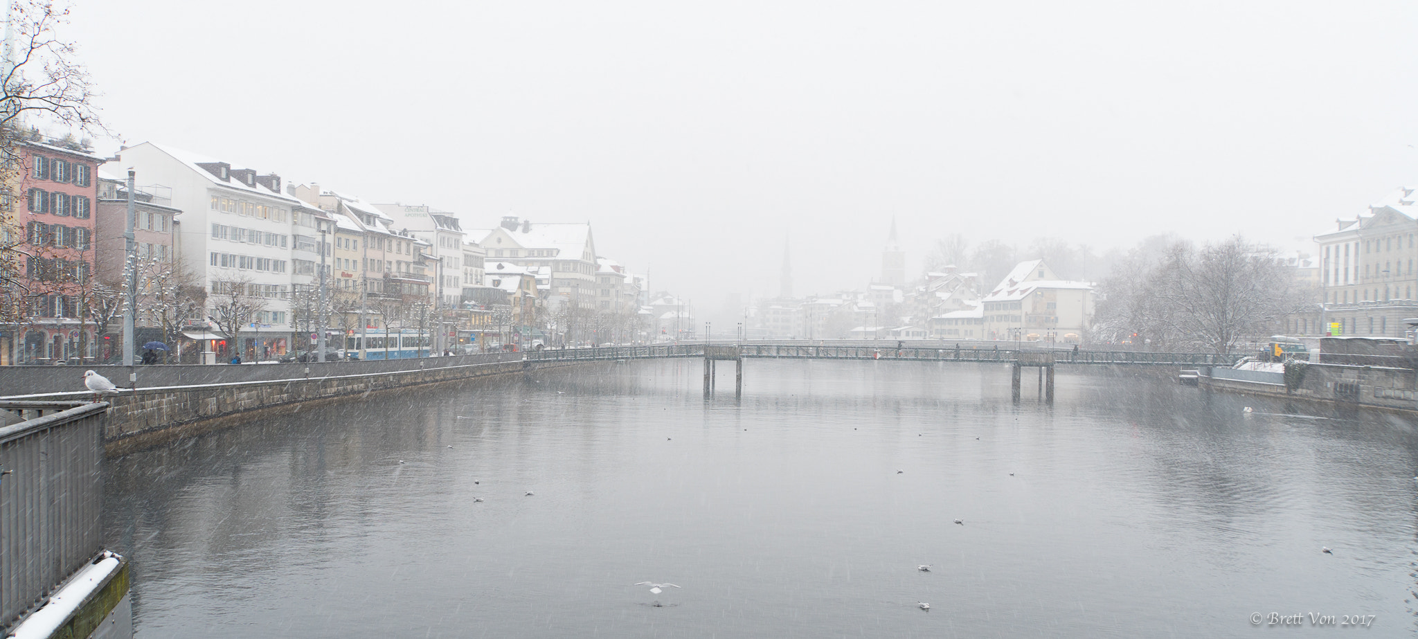 Sony E 18-200mm F3.5-6.3 OSS LE sample photo. Zurich switzerland in the snow. photography