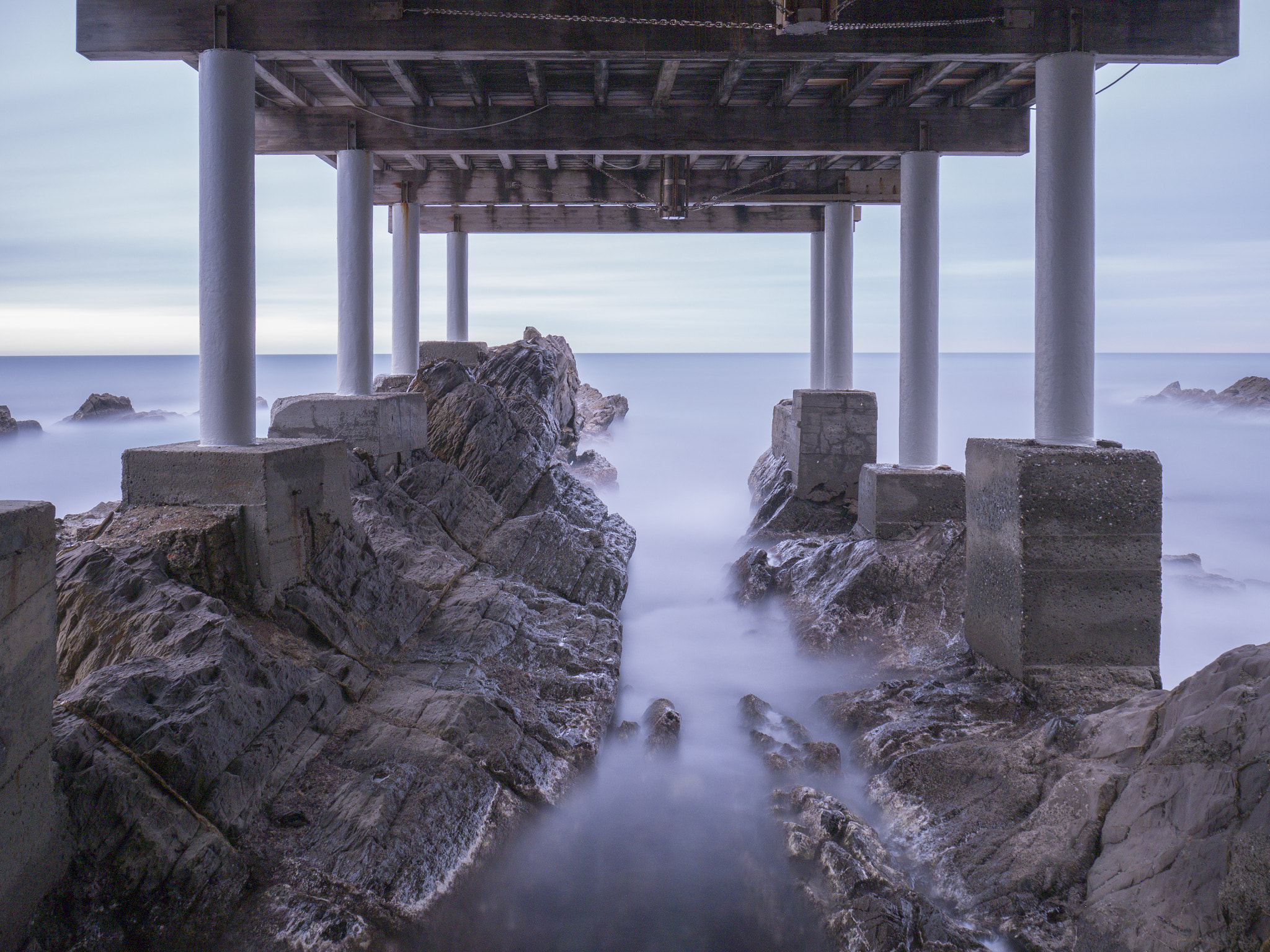 LUMIX G VARIO 14-42/F3.5-5.6 II sample photo. Long exposure under the pier photography