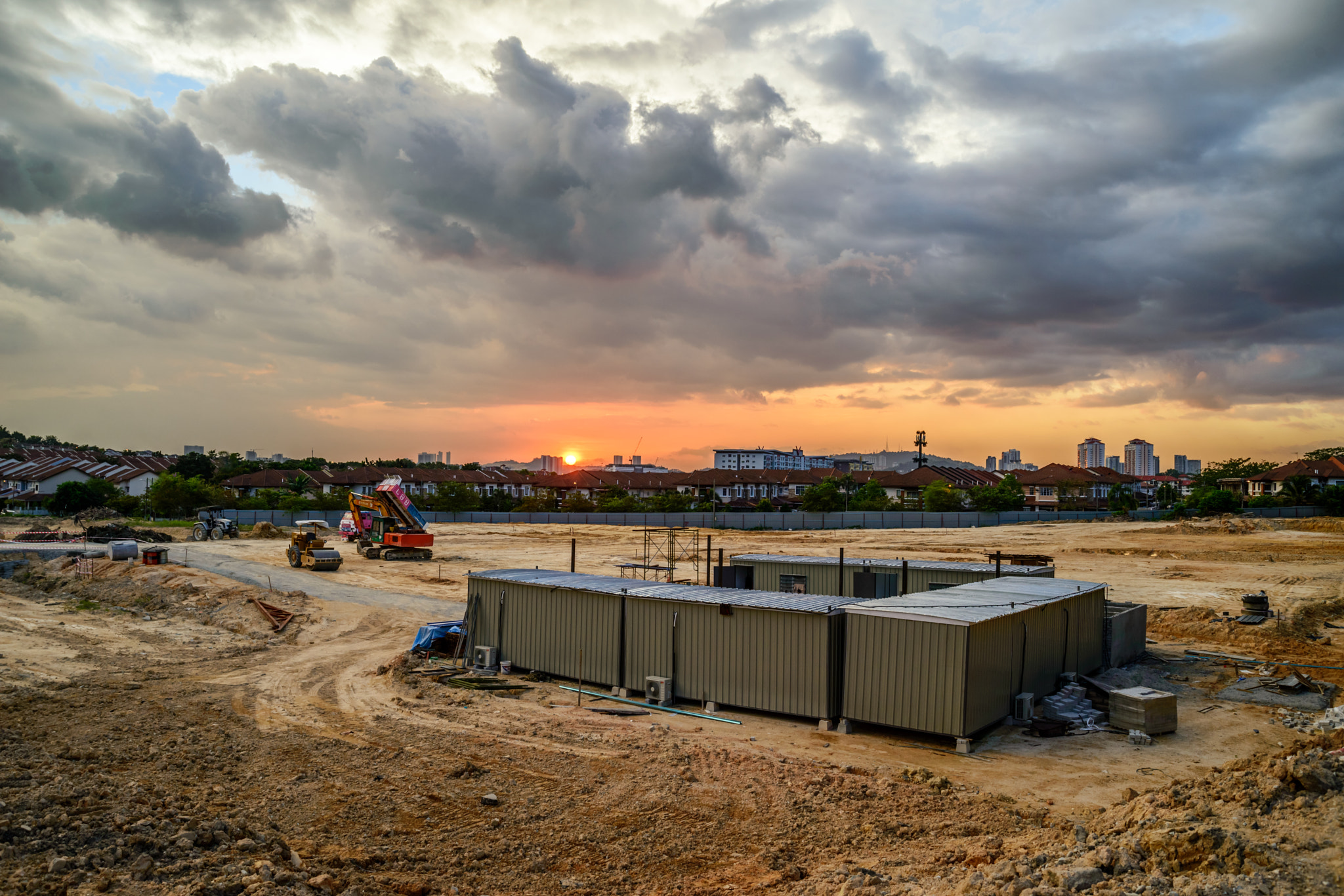 AF Zoom-Nikkor 28-80mm f/3.3-5.6G sample photo. Sunset at the site photography