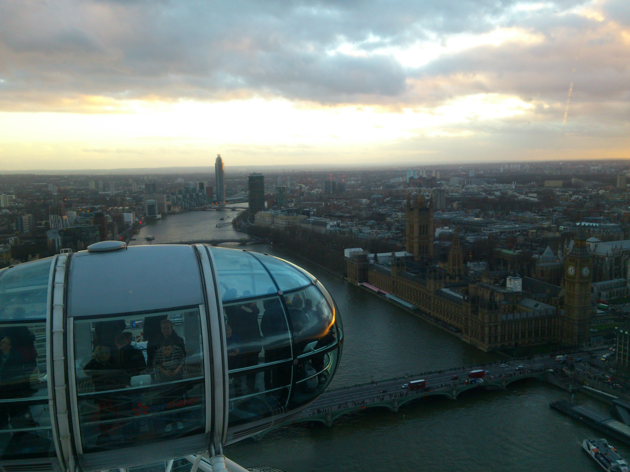 Sony Ericsson Xperia arc S sample photo. London photography