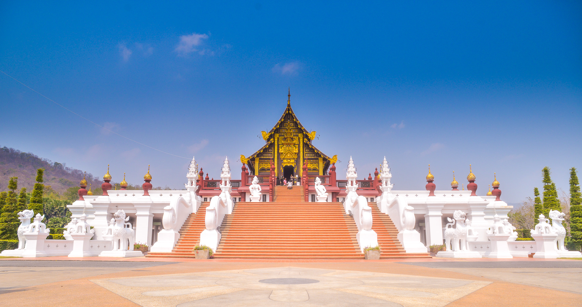 Nikon D610 + AF Nikkor 20mm f/2.8 sample photo. Royal park rajapruek chiang mai photography