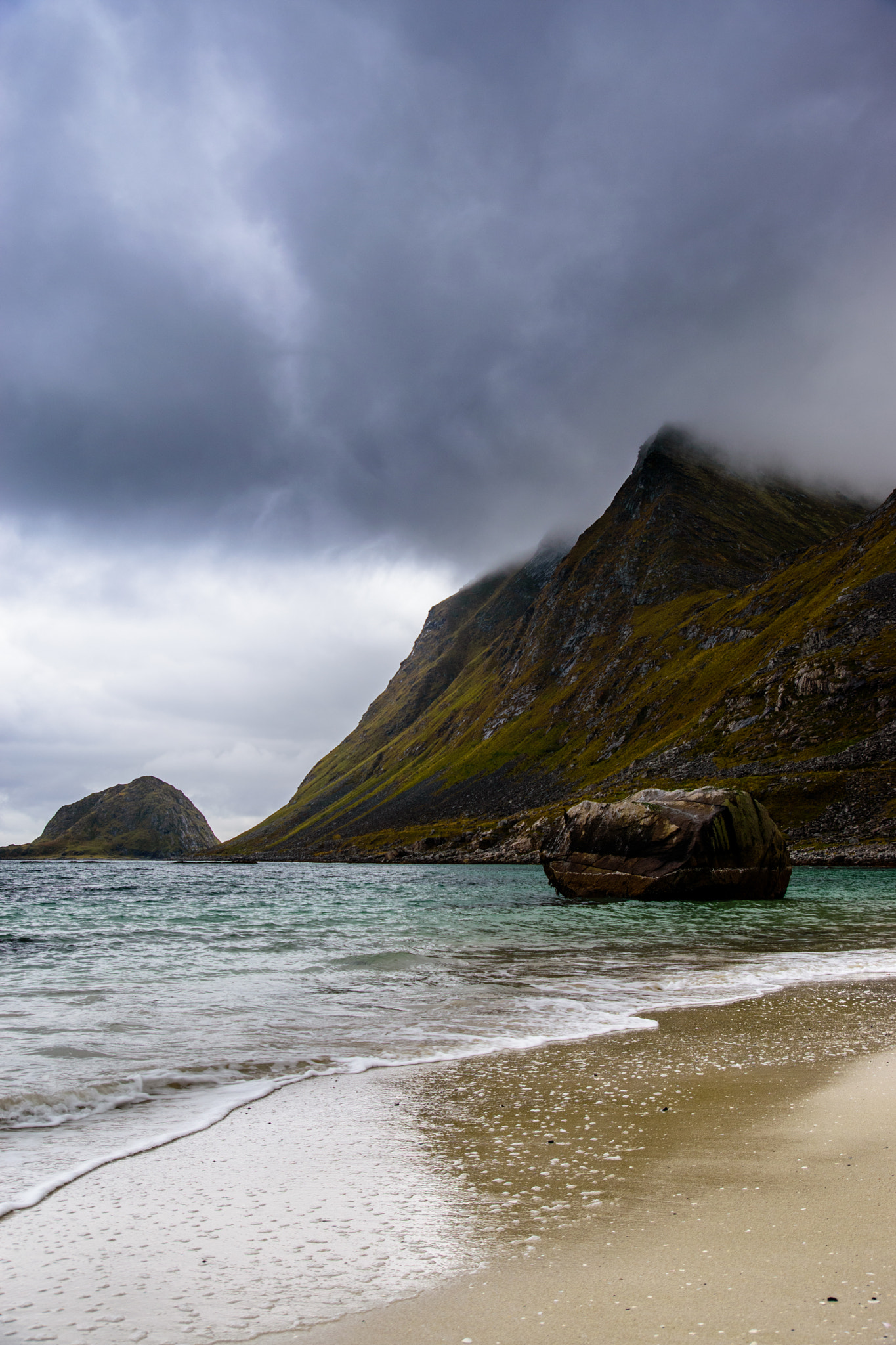 Nikon D5500 sample photo. Haukland photography