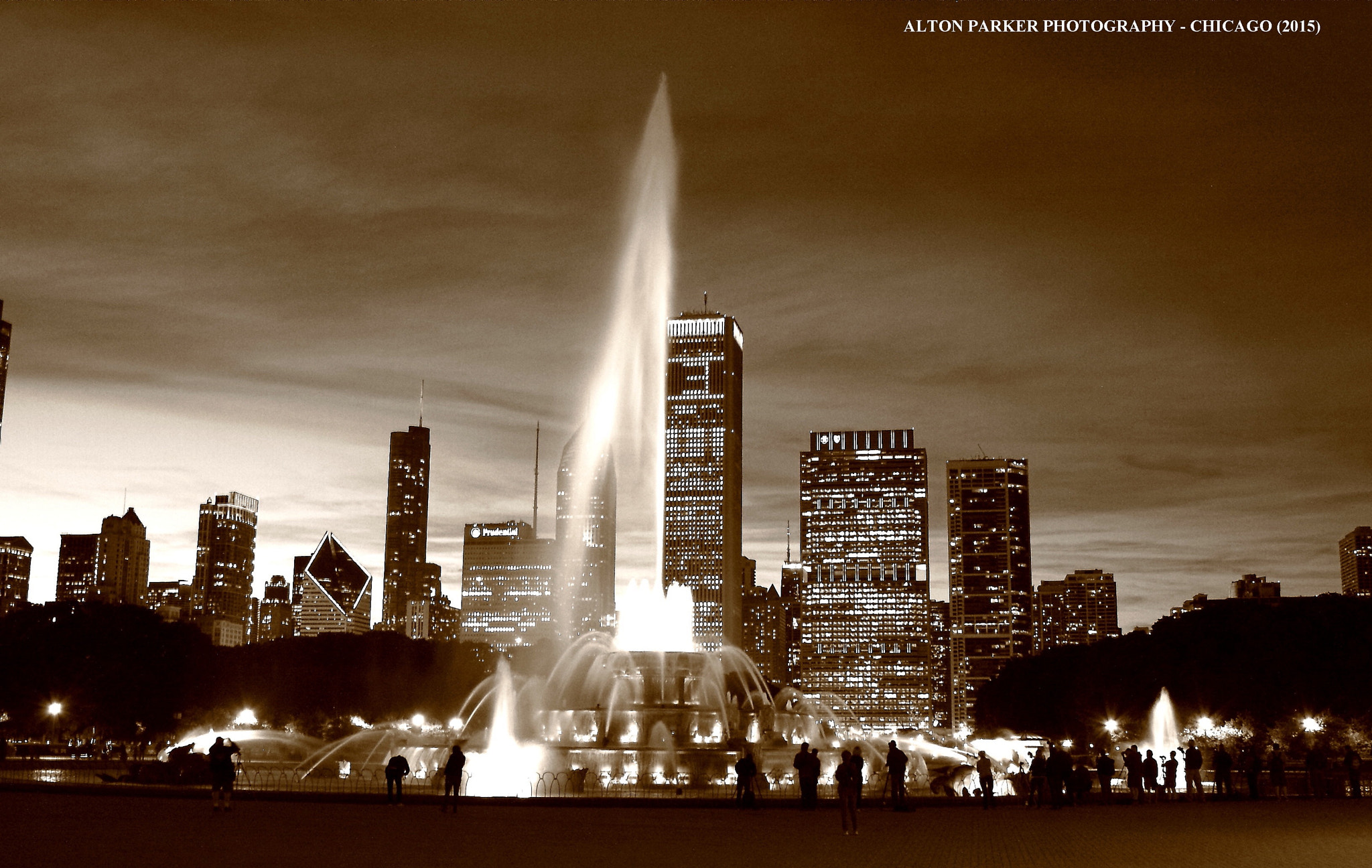Canon EF-S 18-55mm F3.5-5.6 IS II sample photo. A fountain named after clarence" photography