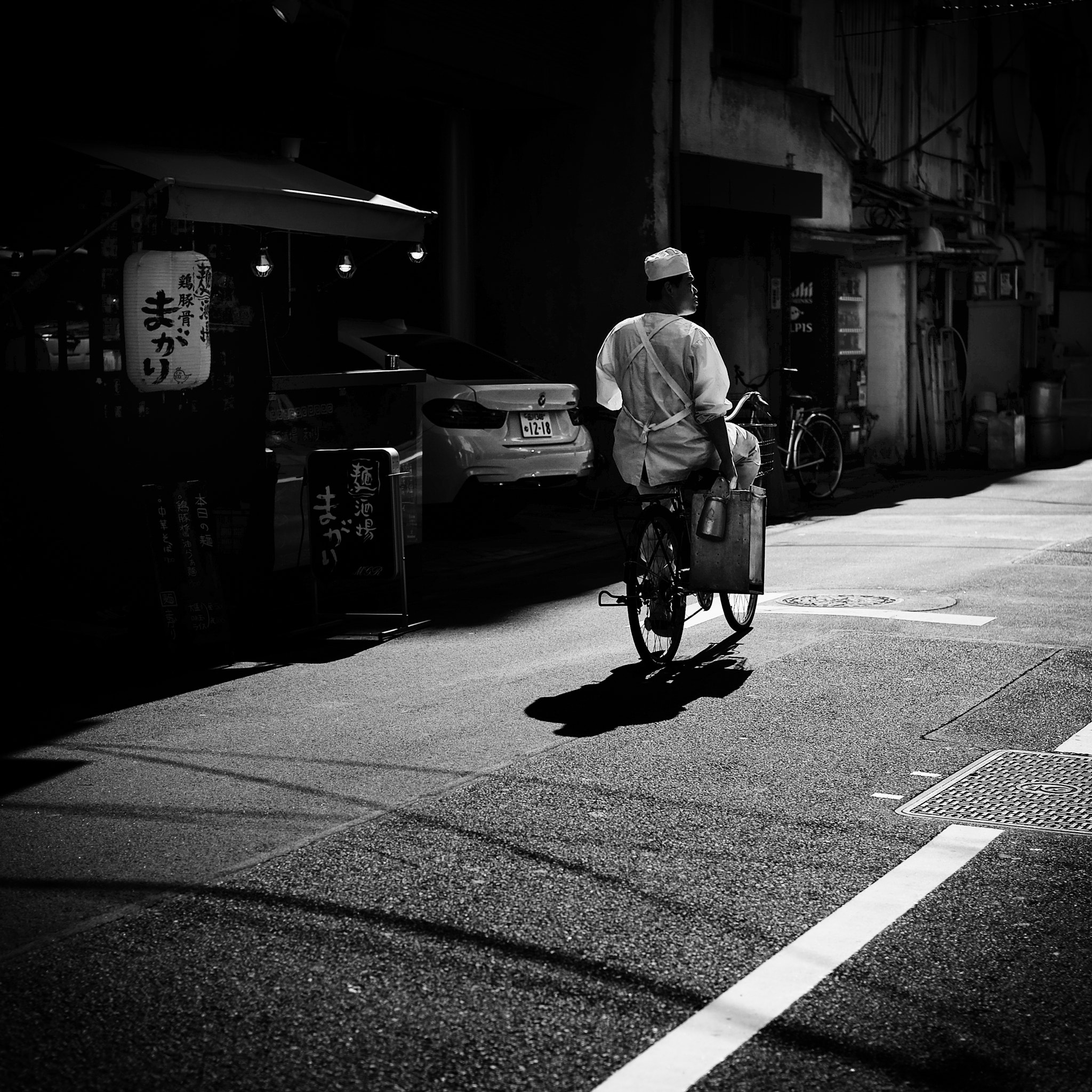 Fujifilm X-E2 + Fujifilm XF 35mm F2 R WR sample photo. Delivery photography