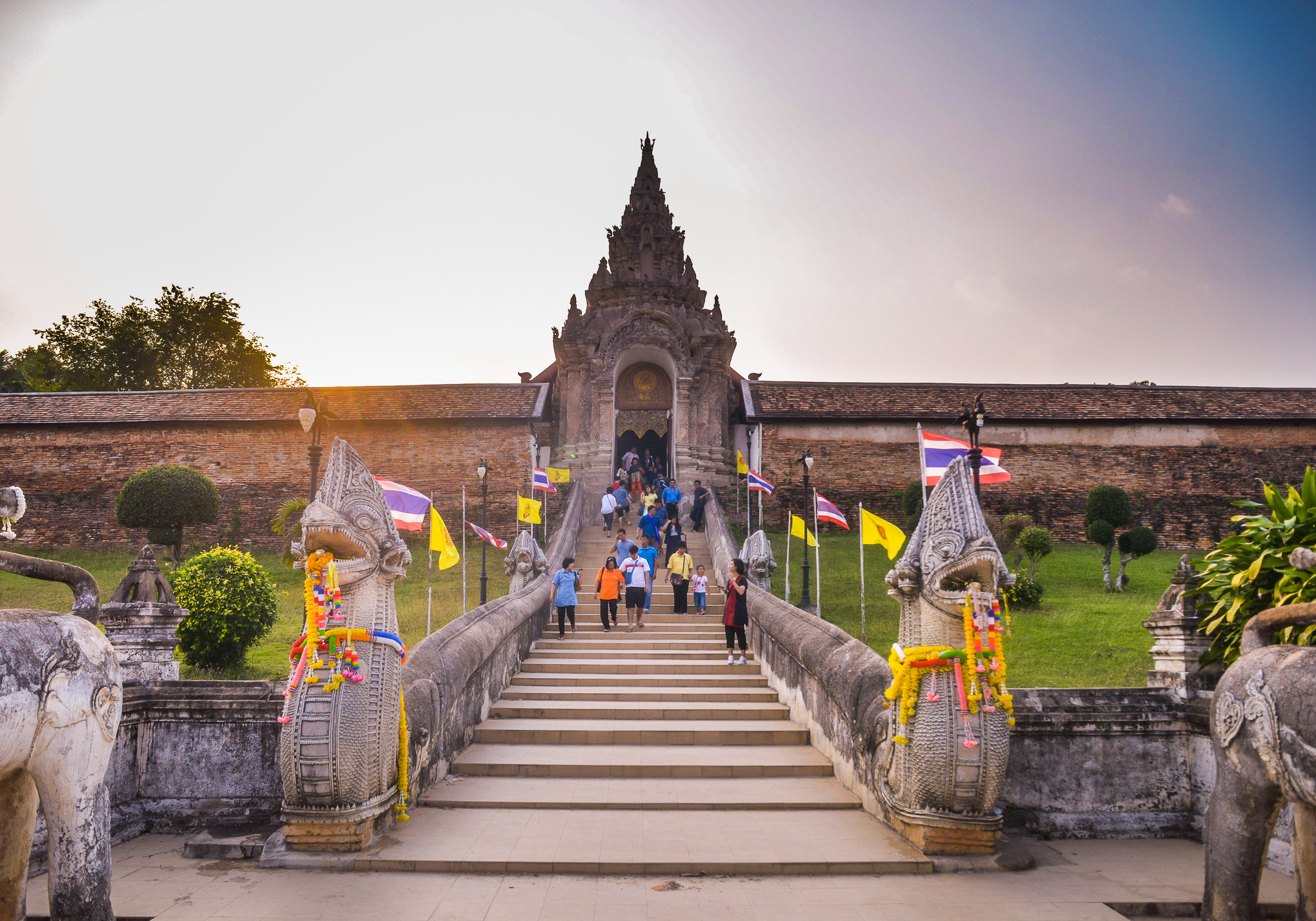 Nikon D610 + AF Nikkor 20mm f/2.8 sample photo. Wat prathat lampang luang photography