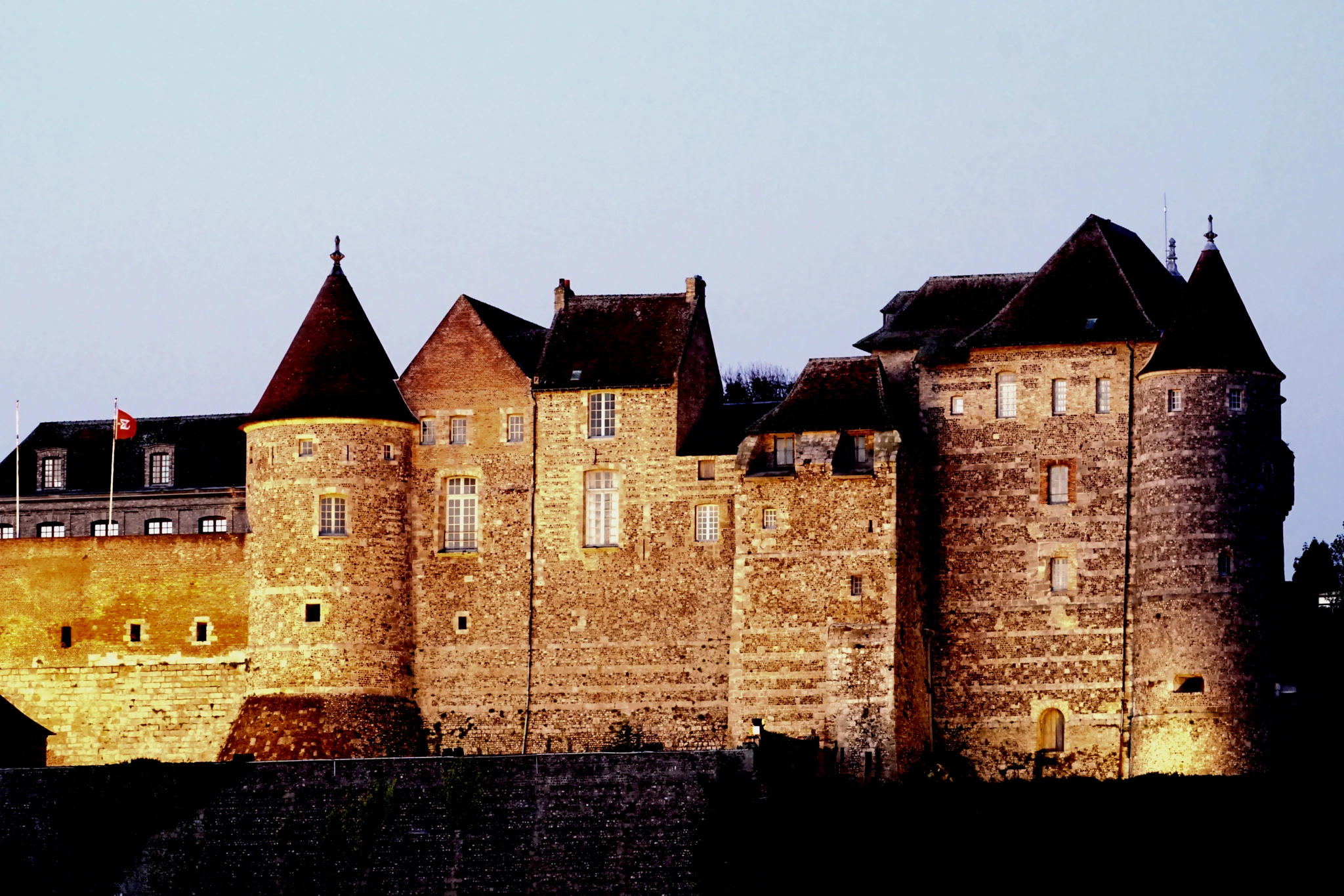 Sony ILCA-77M2 sample photo. Fortified   castle photography