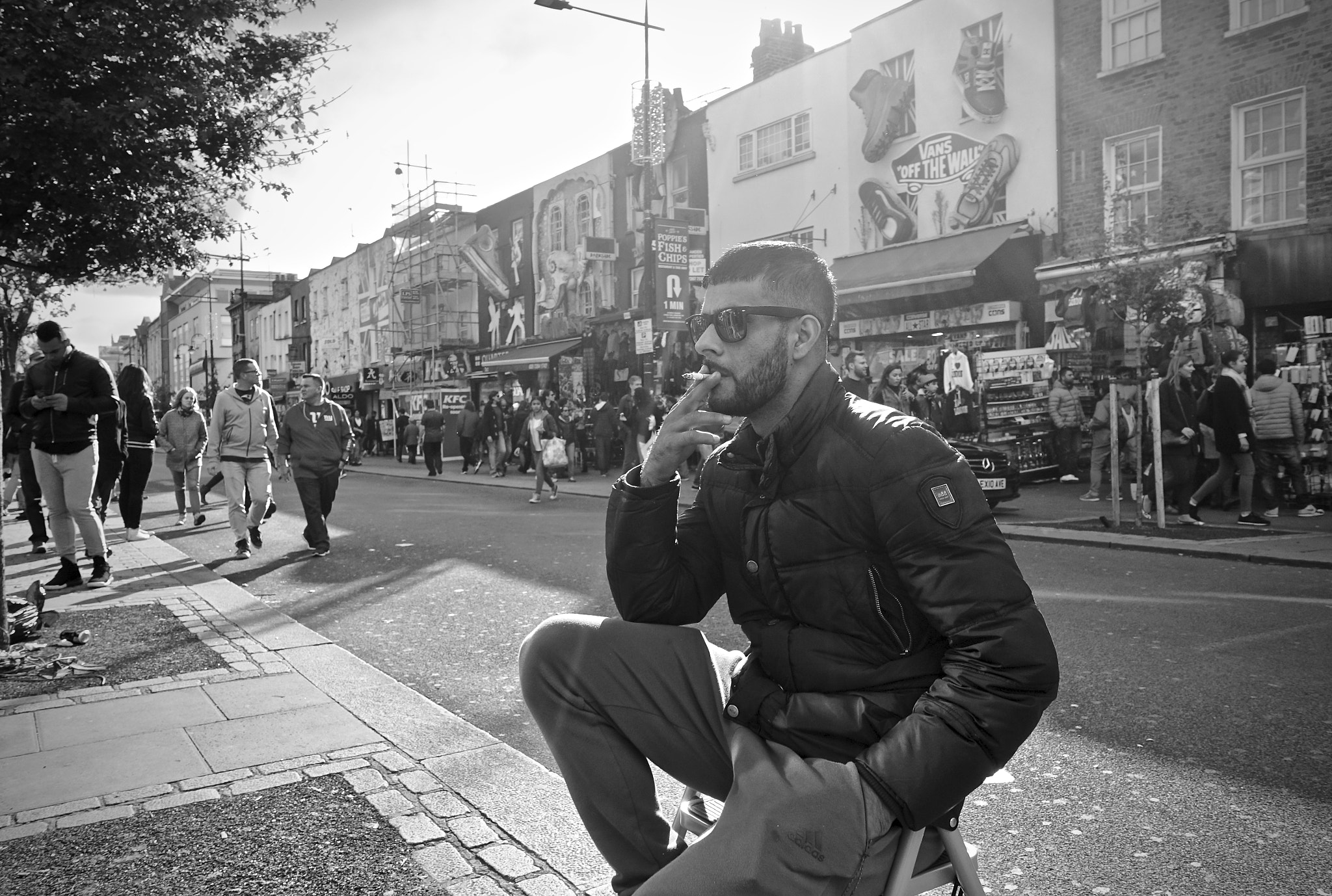 Sony Cyber-shot DSC-RX100 IV + Sony 24-70mm F1.8-2.8 sample photo. Camden town, london, uk. photography