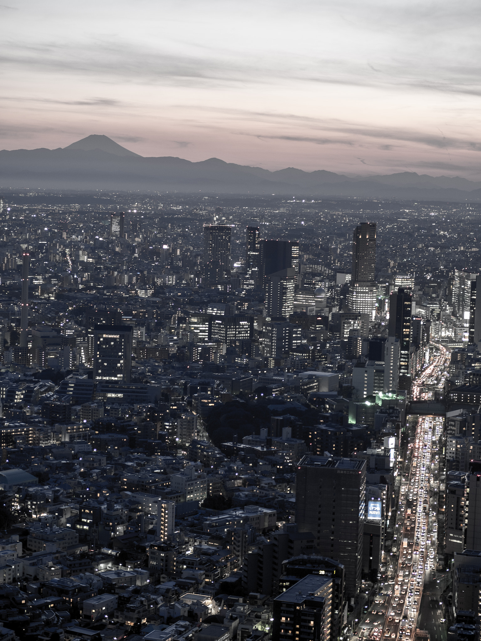 Panasonic Leica DG Nocticron 42.5mm F1.2 ASPH OIS sample photo. 25225125614.jpg photography