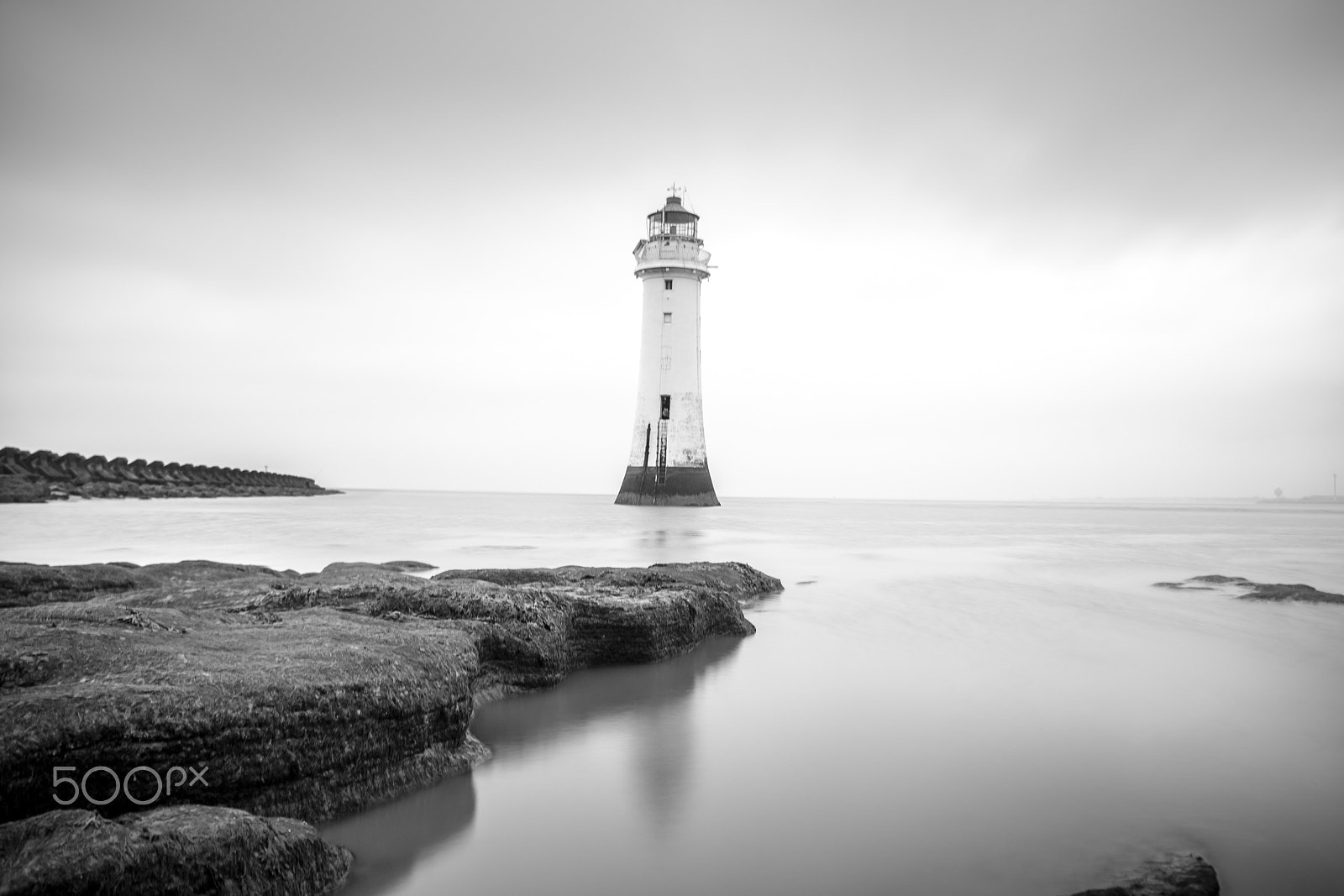 Sony a6000 + Sony E 18-55mm F3.5-5.6 OSS sample photo. The lighthouse photography