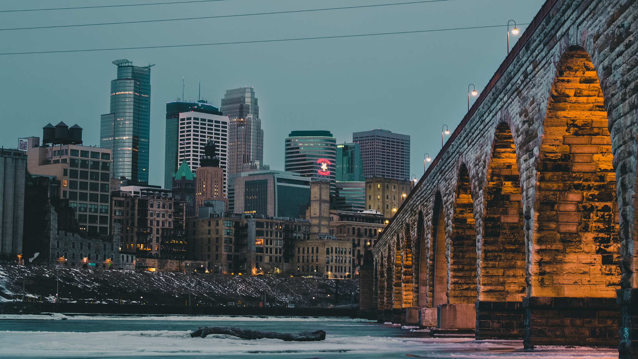 Canon EOS 6D + EF75-300mm f/4-5.6 sample photo. Minneapolis & stone arch bridge photography