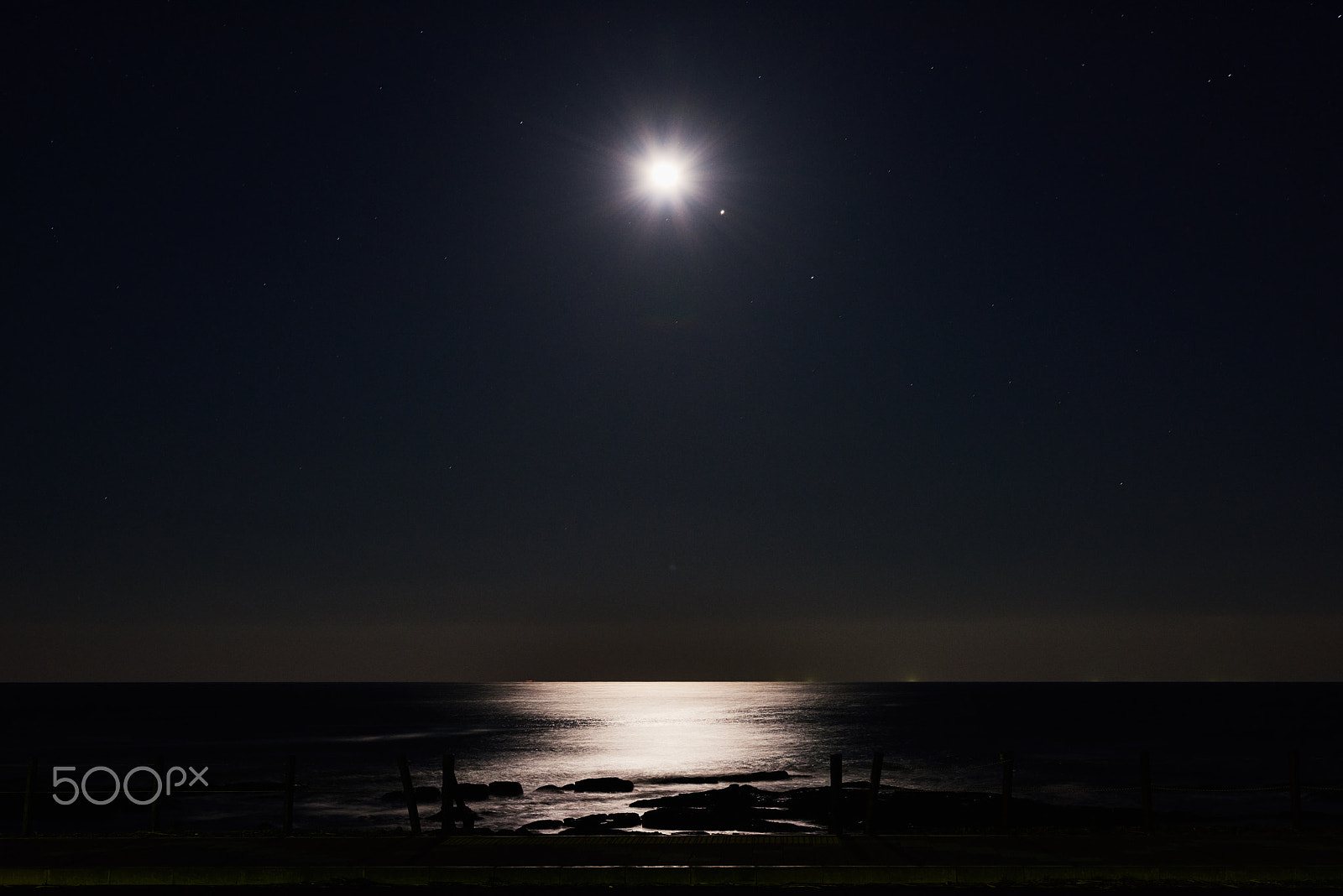 Nikon D810 sample photo. Moonlight coast photography