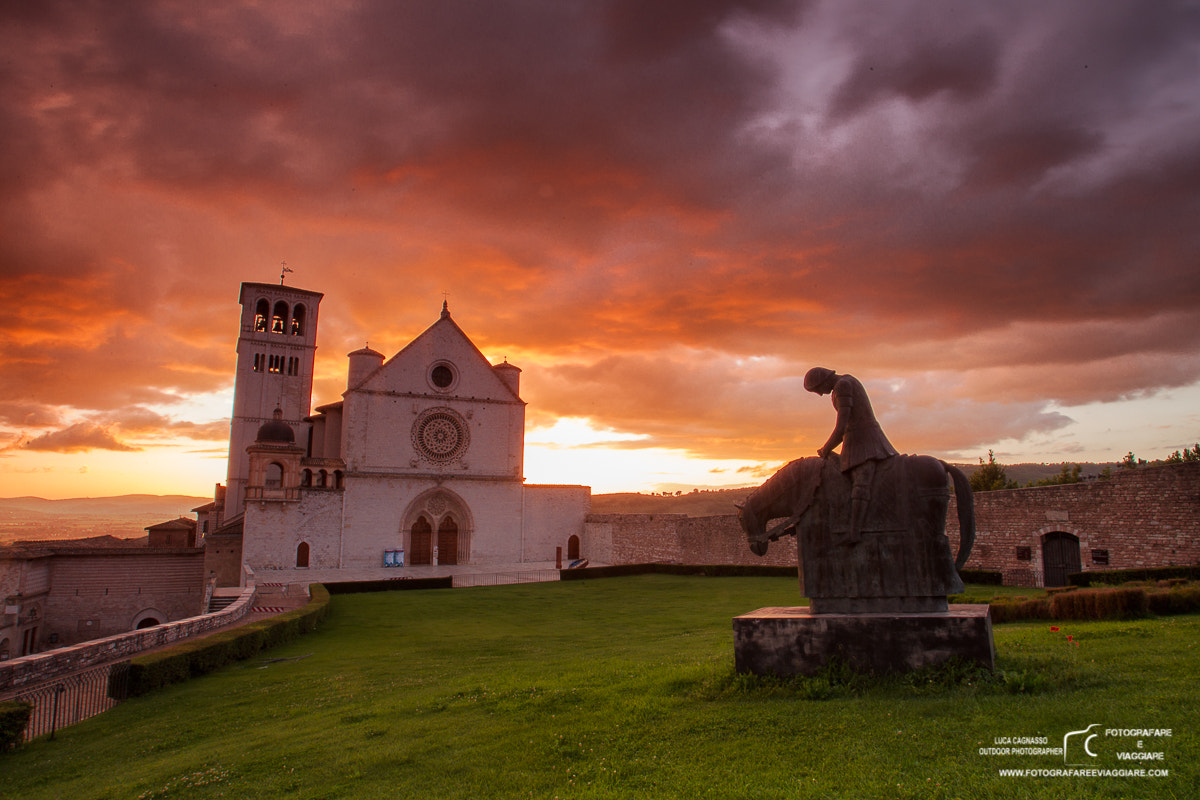 Canon EF 16-35mm F2.8L USM sample photo. Assisi sunset photography