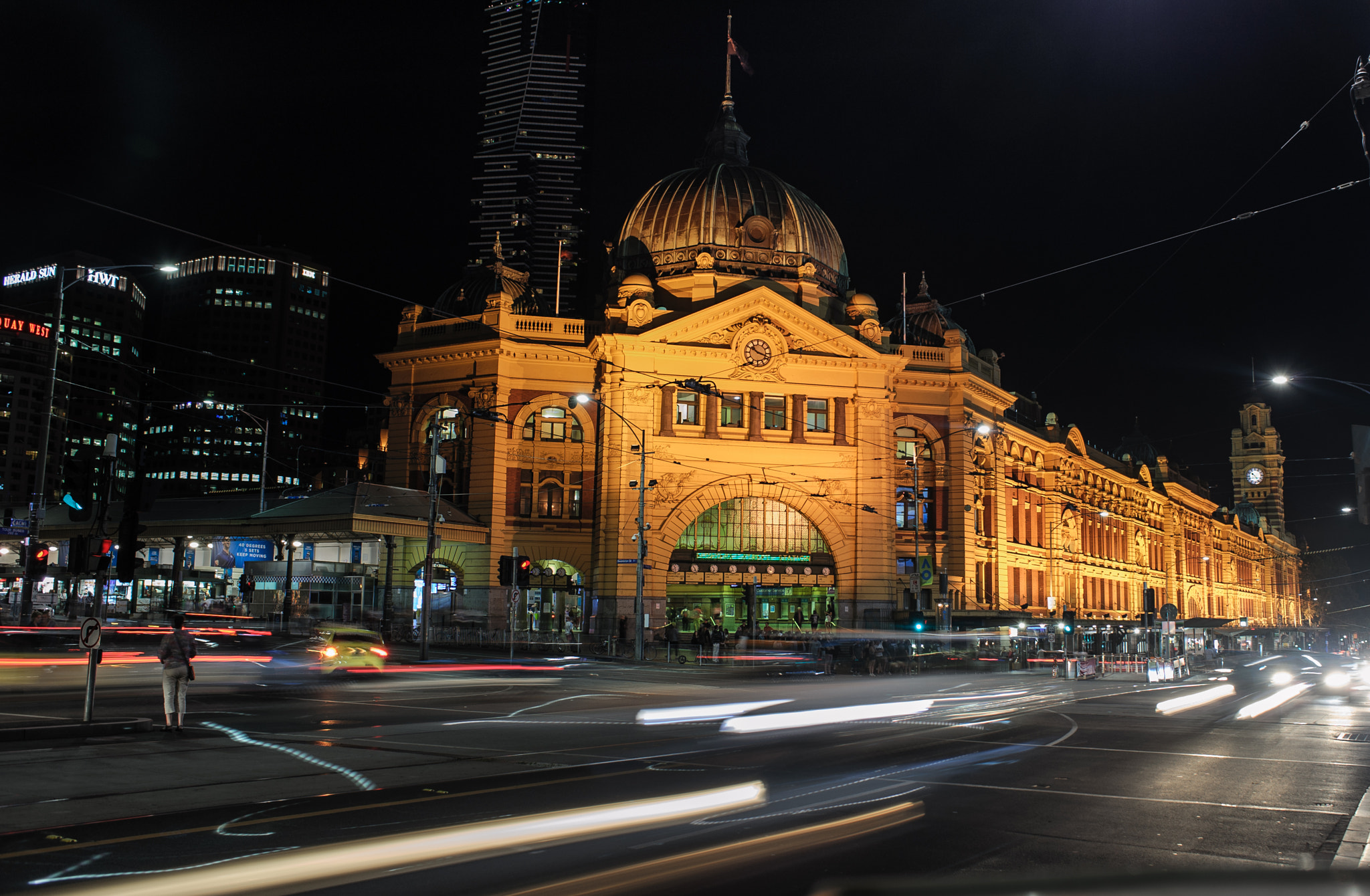 Nikon D700 sample photo. Southern part of the globe... flinders street - me photography