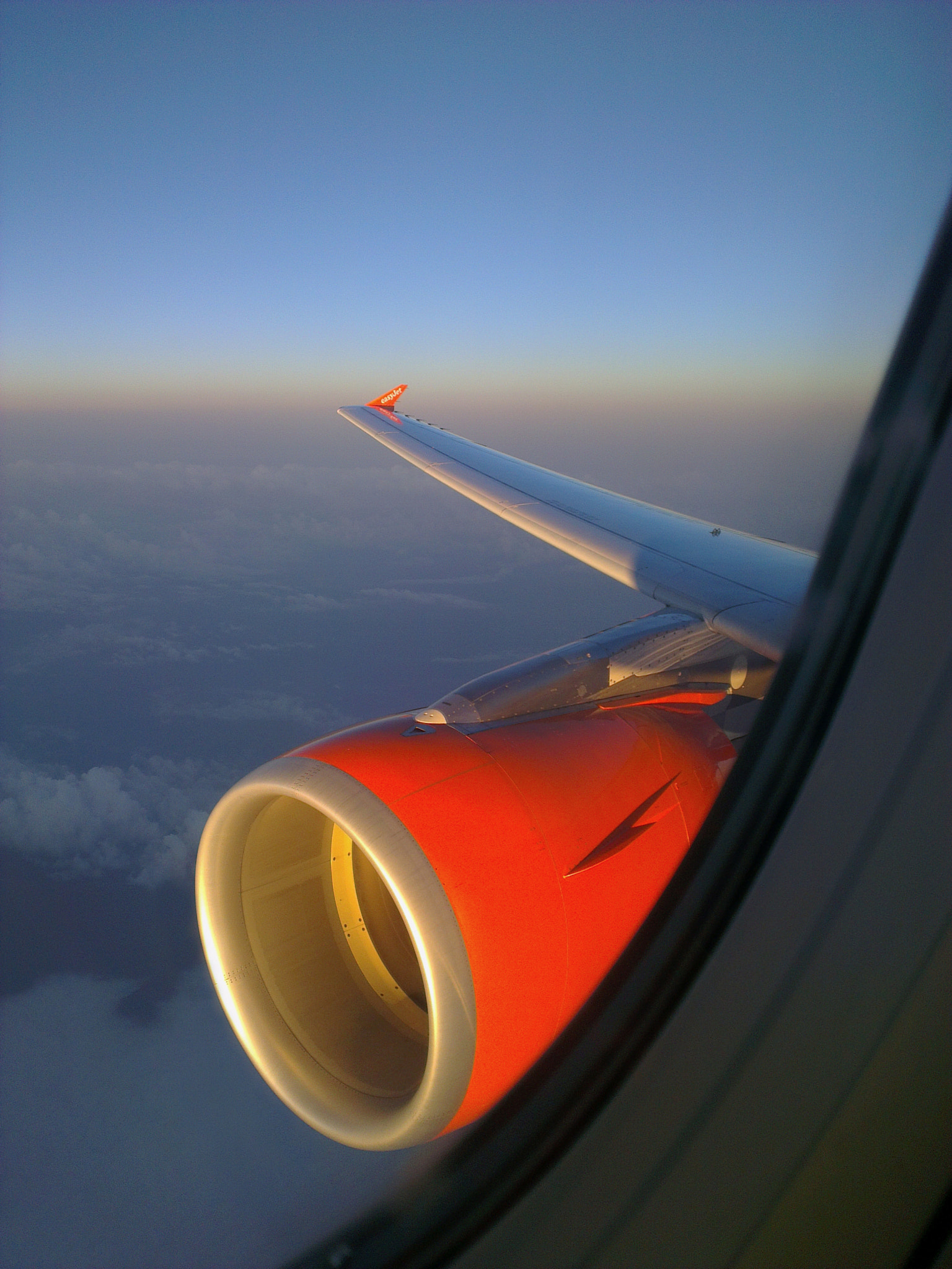 HTC ONE X sample photo. Engine view photography