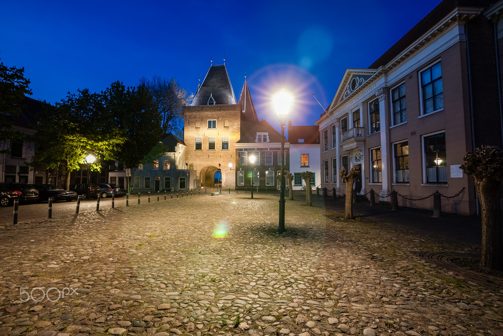 Sony Alpha DSLR-A900 + Sony Vario-Sonnar T* 16-35mm F2.8 ZA SSM sample photo. Old medieval city gate in the netherlands photography