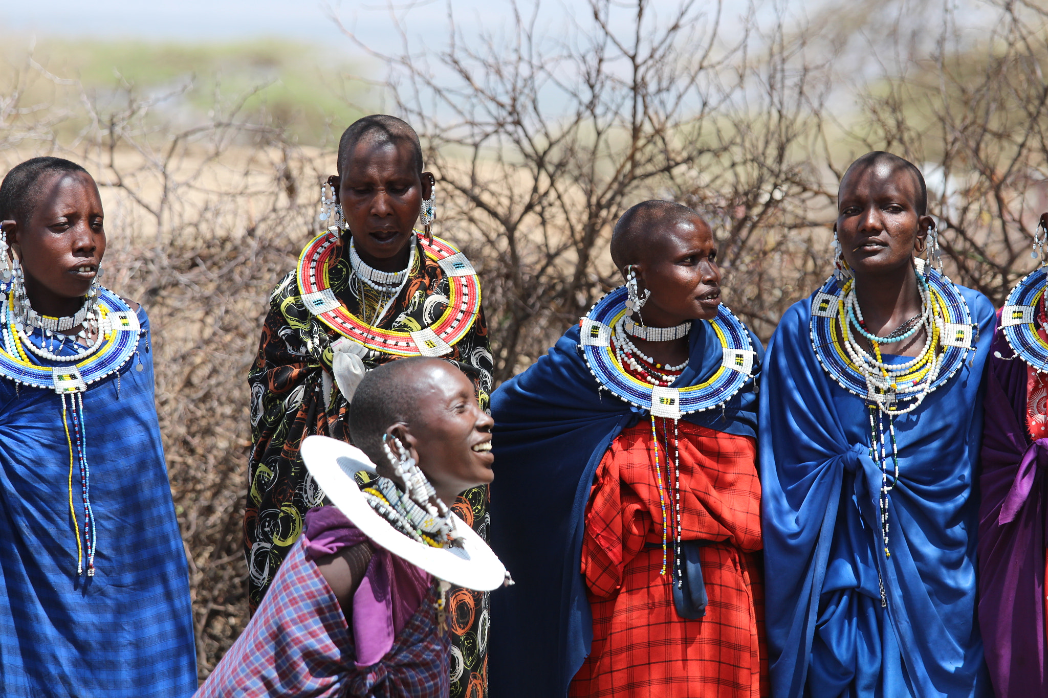 Canon EOS 650D (EOS Rebel T4i / EOS Kiss X6i) + Canon EF 70-200mm F4L IS USM sample photo. Massai-people in tanzania photography