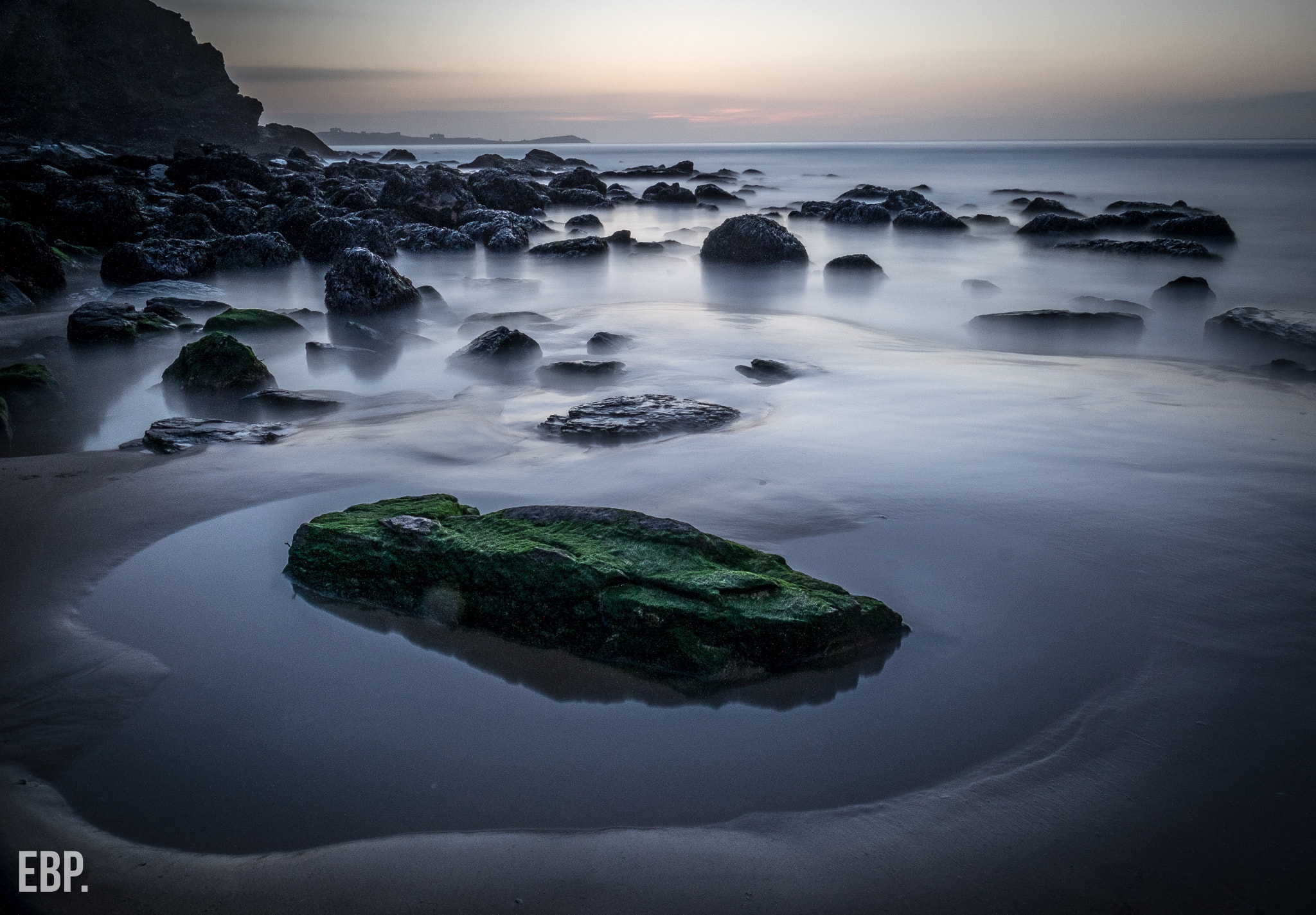 Fujifilm X-T10 + Fujifilm XF 16mm F1.4 R WR sample photo. Watergate bay photography