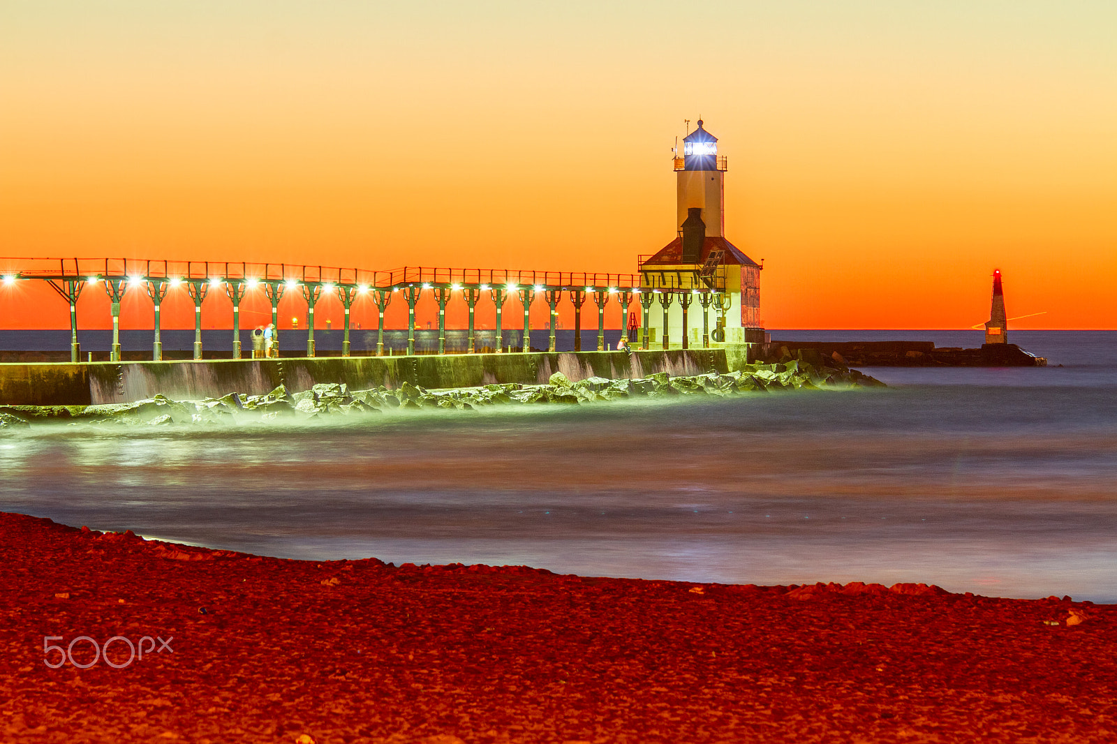 Canon EF 70-200mm F4L IS USM sample photo. Beach and lighthouse photography
