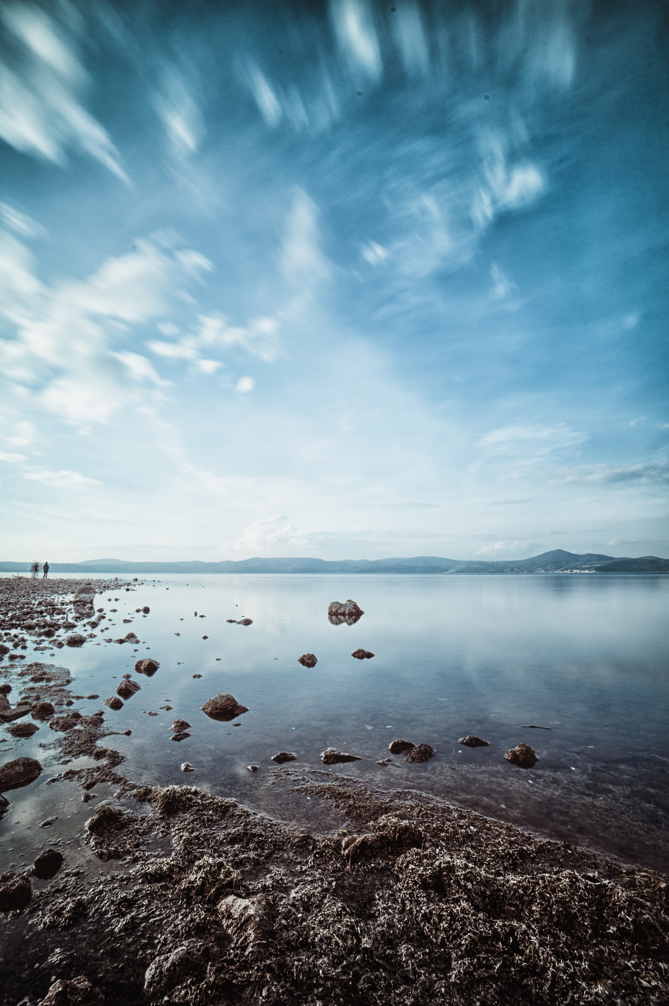 Samyang 14mm F2.8 ED AS IF UMC sample photo. Lago di bracciano photography