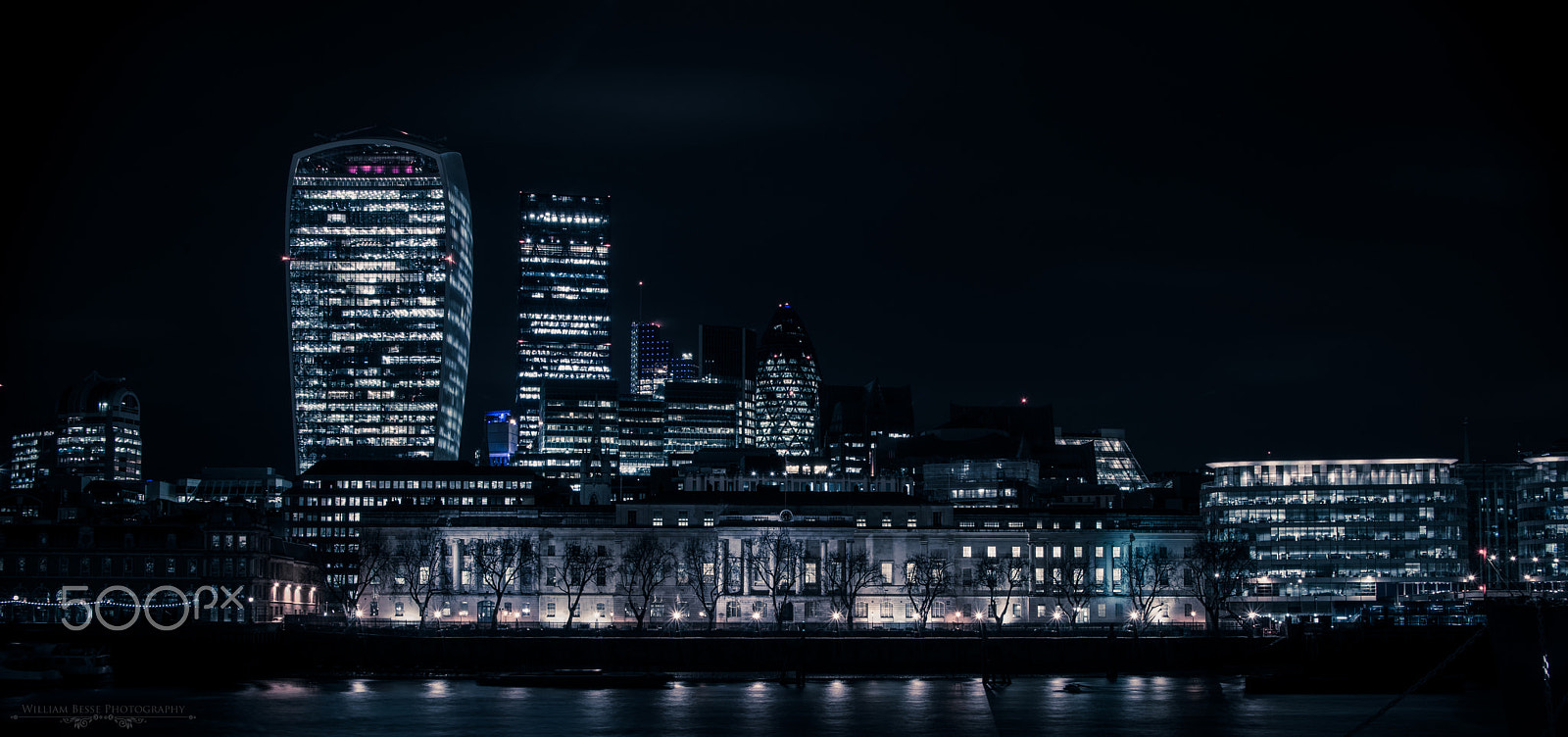 Nikon D800 + Nikon AF-S DX Nikkor 35mm F1.8G sample photo. Night blues photography