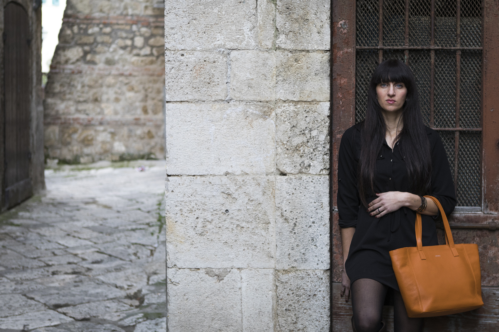 Canon EF 24-70mm F2.8L USM sample photo. Model in an alley photography