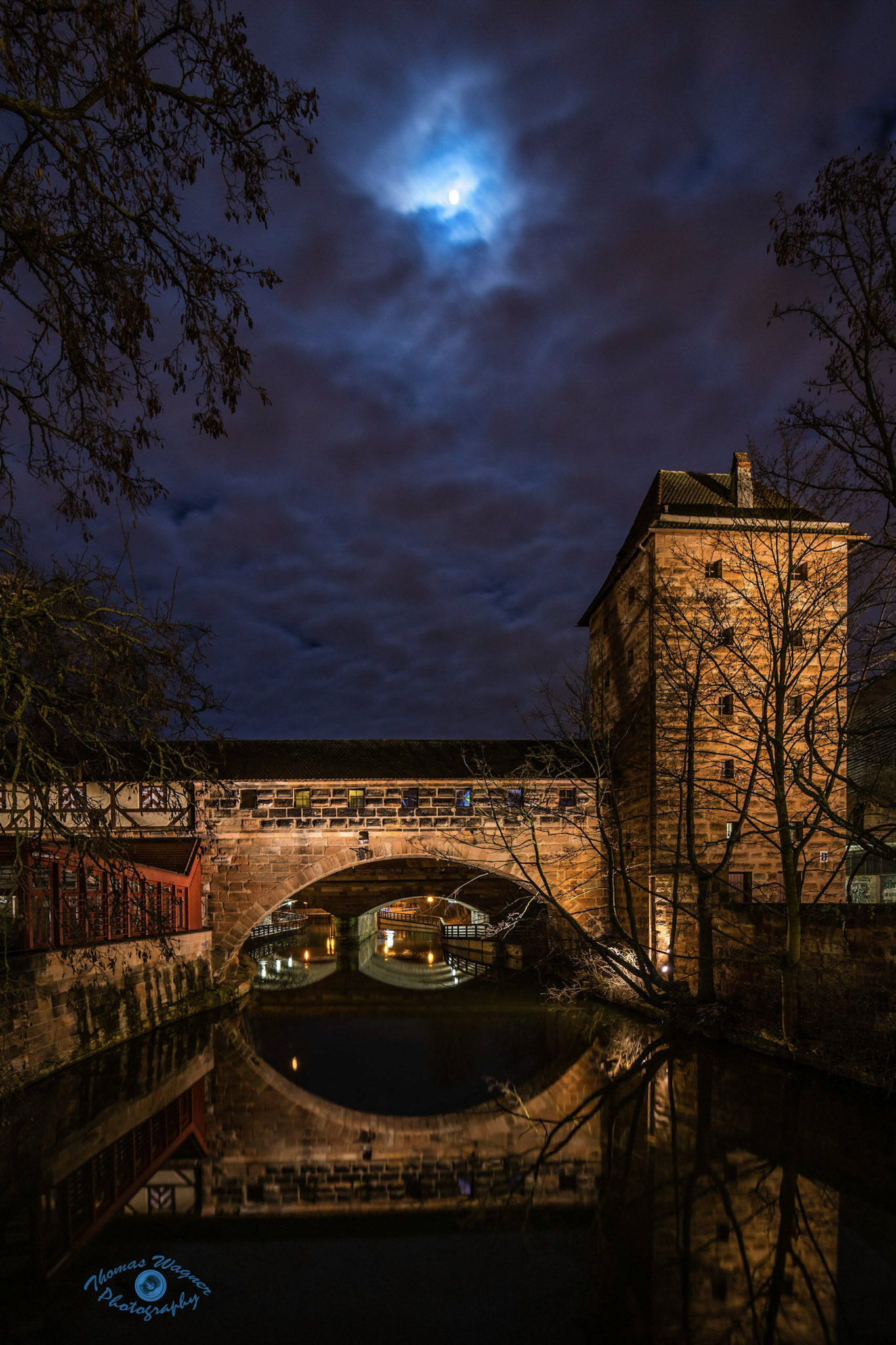 Samyang AF 14mm F2.8 FE sample photo. Bridge at night in nürnberg  photography