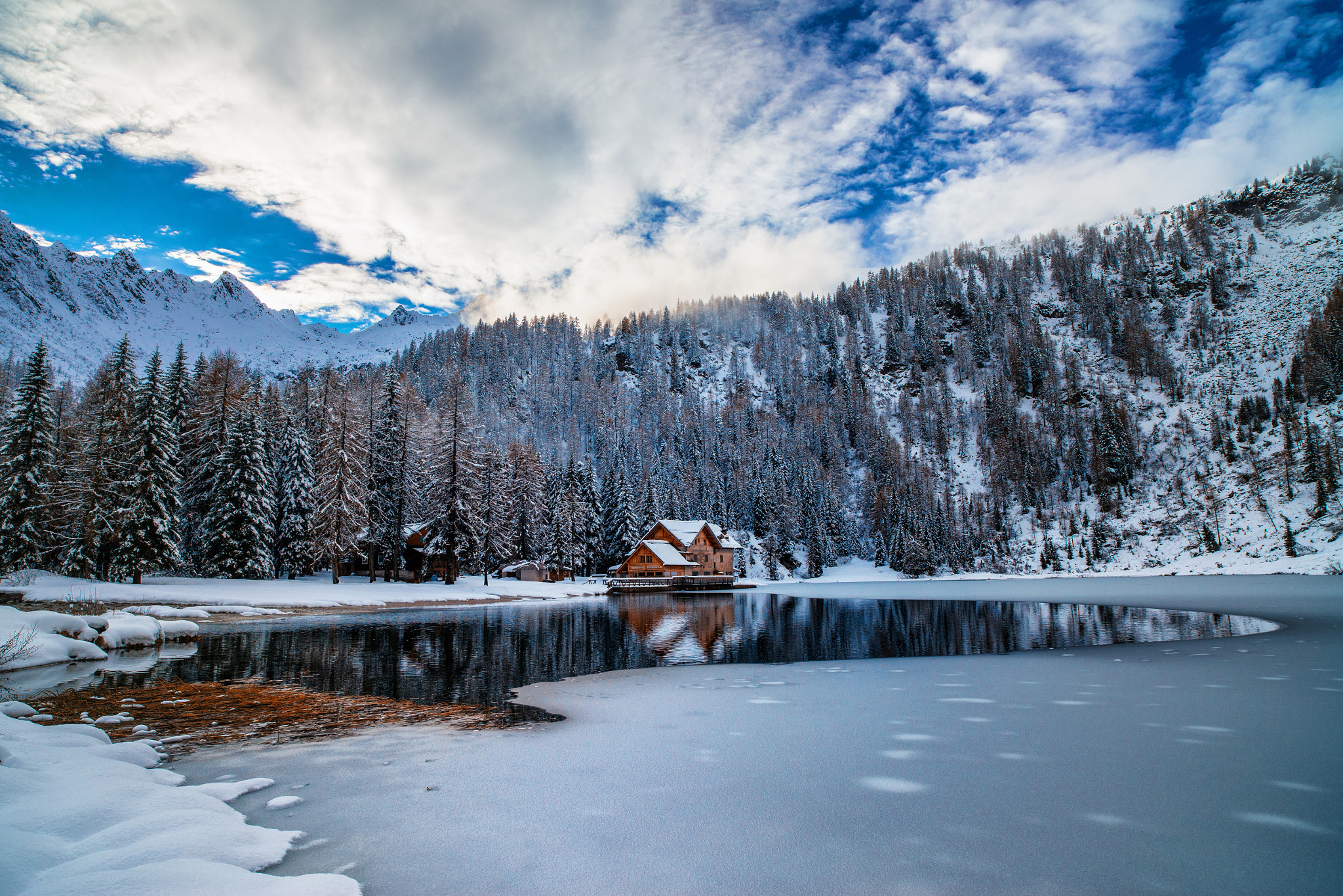 Nikon D800E sample photo. Frozen reflections. photography