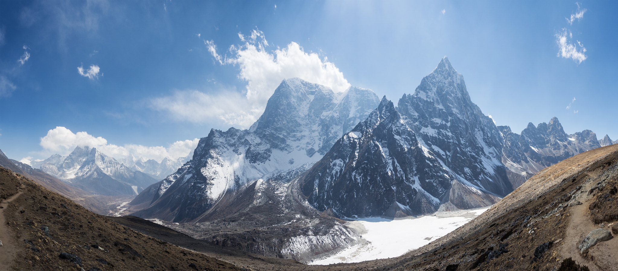 Olympus OM-D E-M10 + Olympus M.Zuiko Digital ED 12-40mm F2.8 Pro sample photo. Gokyo trek photography