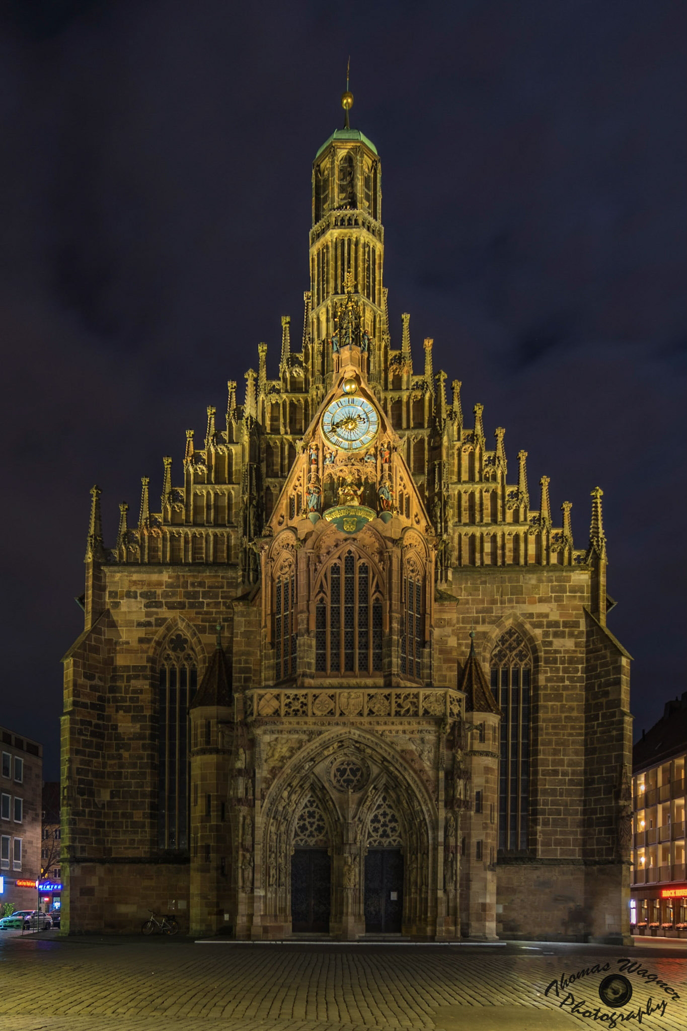 Sony a7 II sample photo. Church in nürnberg at night photography
