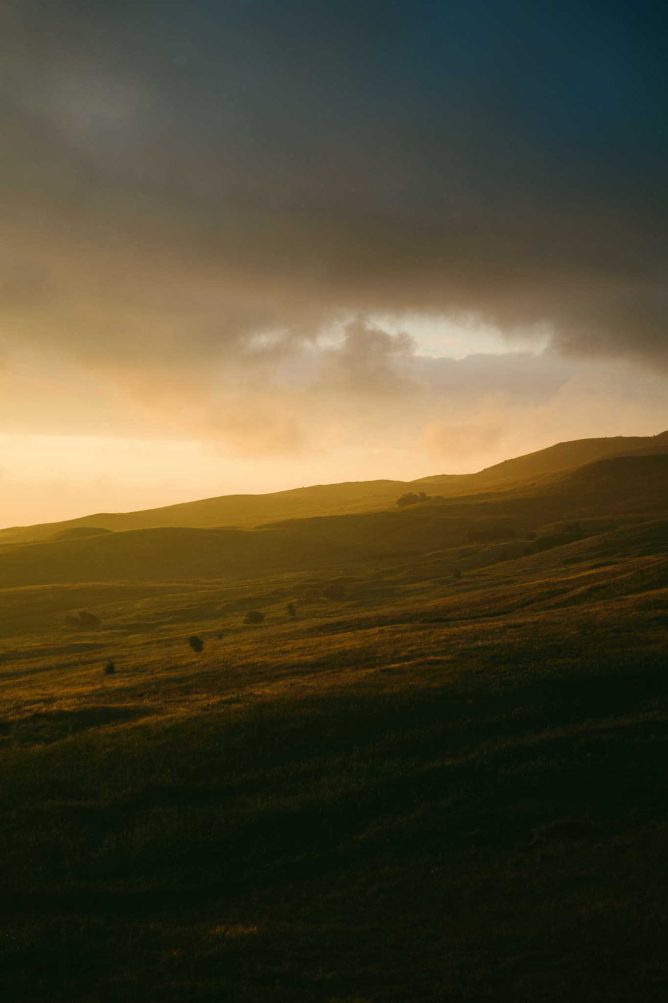 Fujifilm XF 50-140mm F2.8 R LM OIS WR sample photo. Hills photography