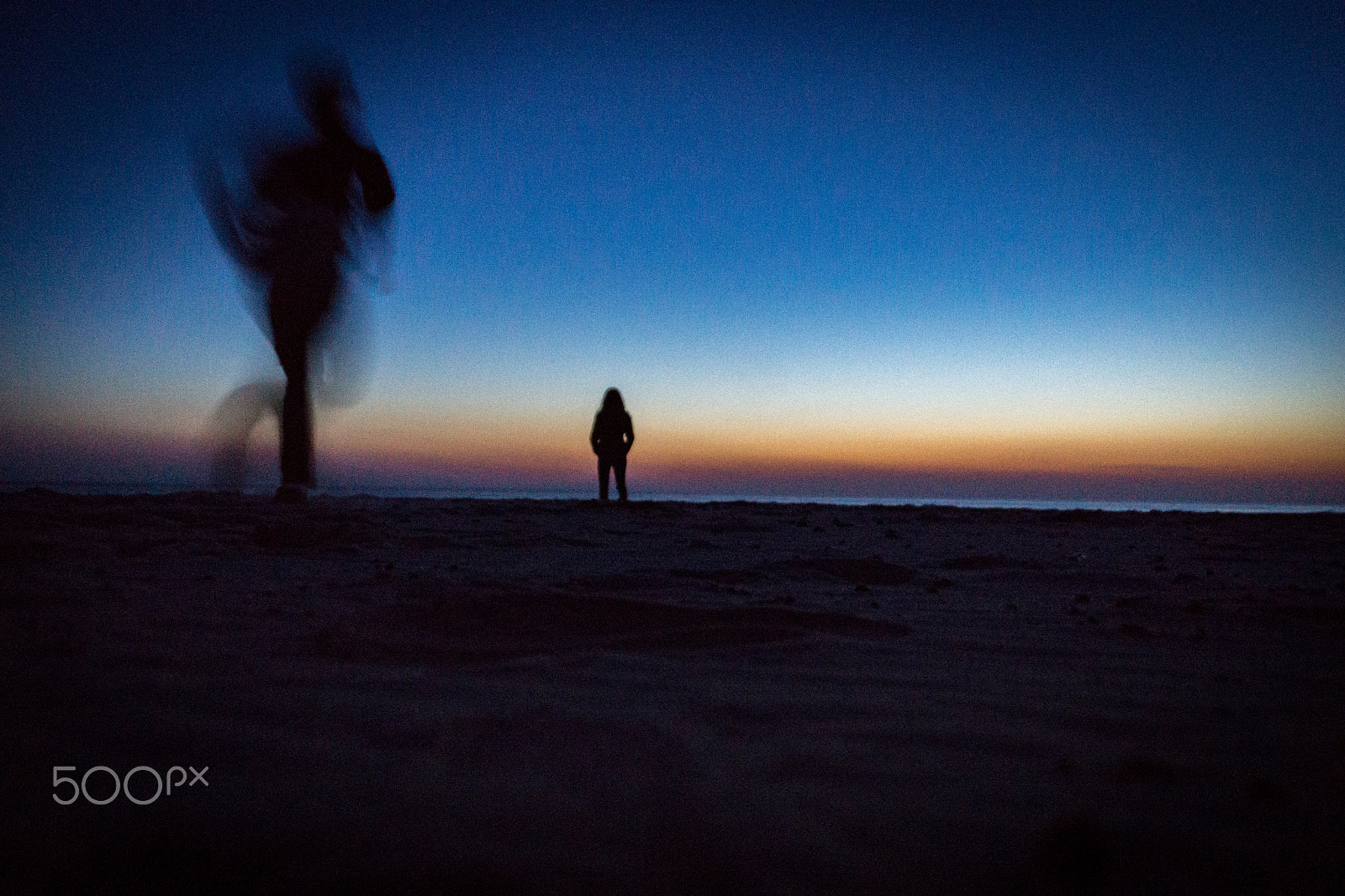 Sony DT 18-200mm F3.5-6.3 sample photo. Runnin to sunset photography
