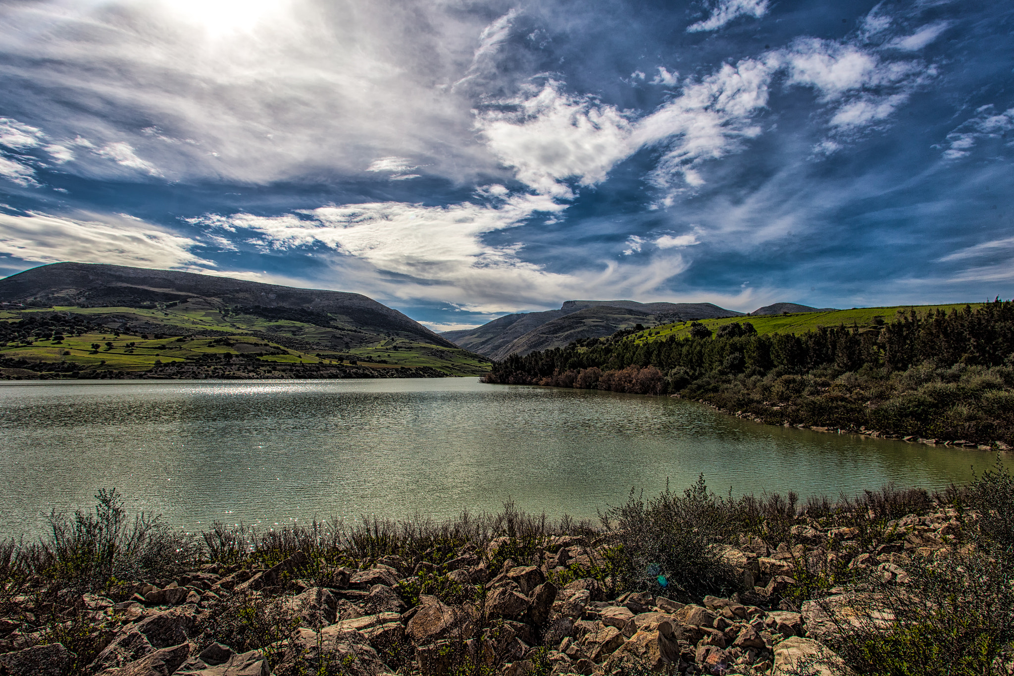 Canon EF 17-35mm f/2.8L sample photo. The lake photography