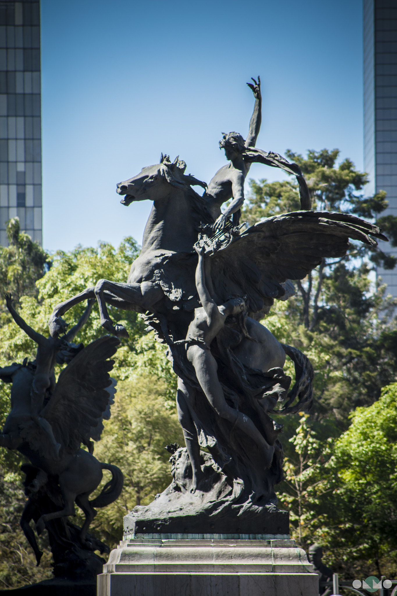 Canon EOS 70D + EF75-300mm f/4-5.6 sample photo. Bellas artes photography
