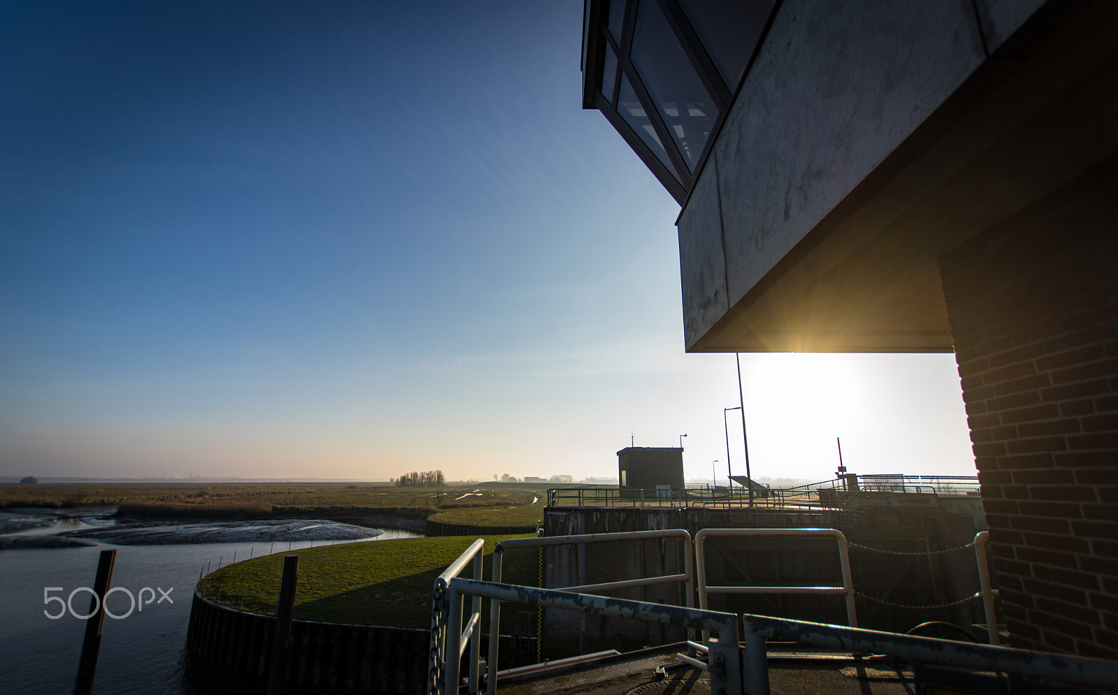 Sony SLT-A65 (SLT-A65V) + Sigma 10-20mm F3.5 EX DC HSM sample photo. Wischafen ferry photography