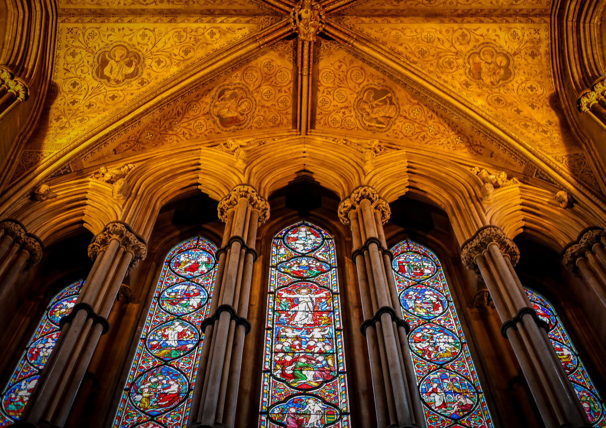 Canon EOS 5D Mark IV + Canon EF 50mm F1.8 II sample photo. Worcester cathedral photography