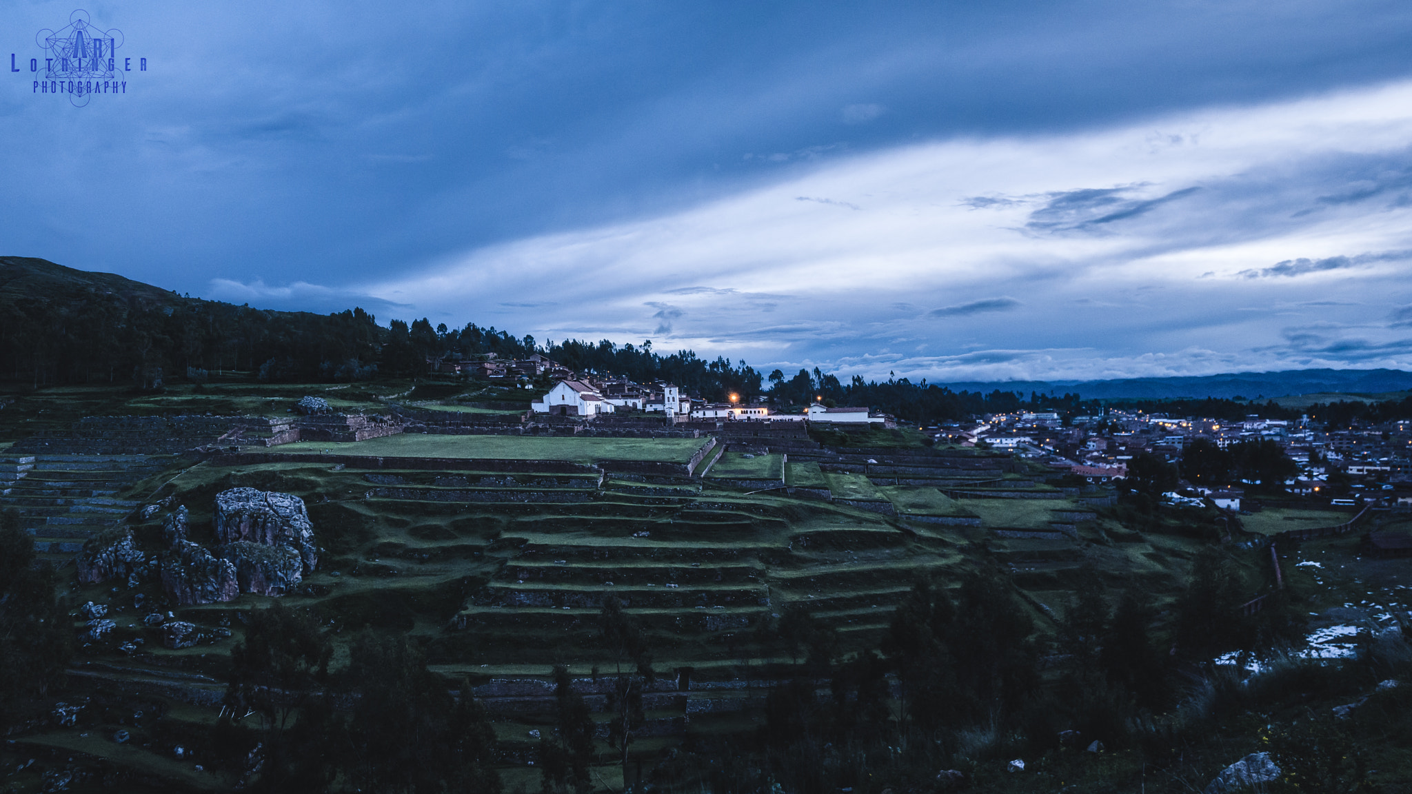 Panasonic Lumix DMC-G7 + Panasonic Lumix G 14mm F2.5 ASPH sample photo. Blue hour at chincheros photography