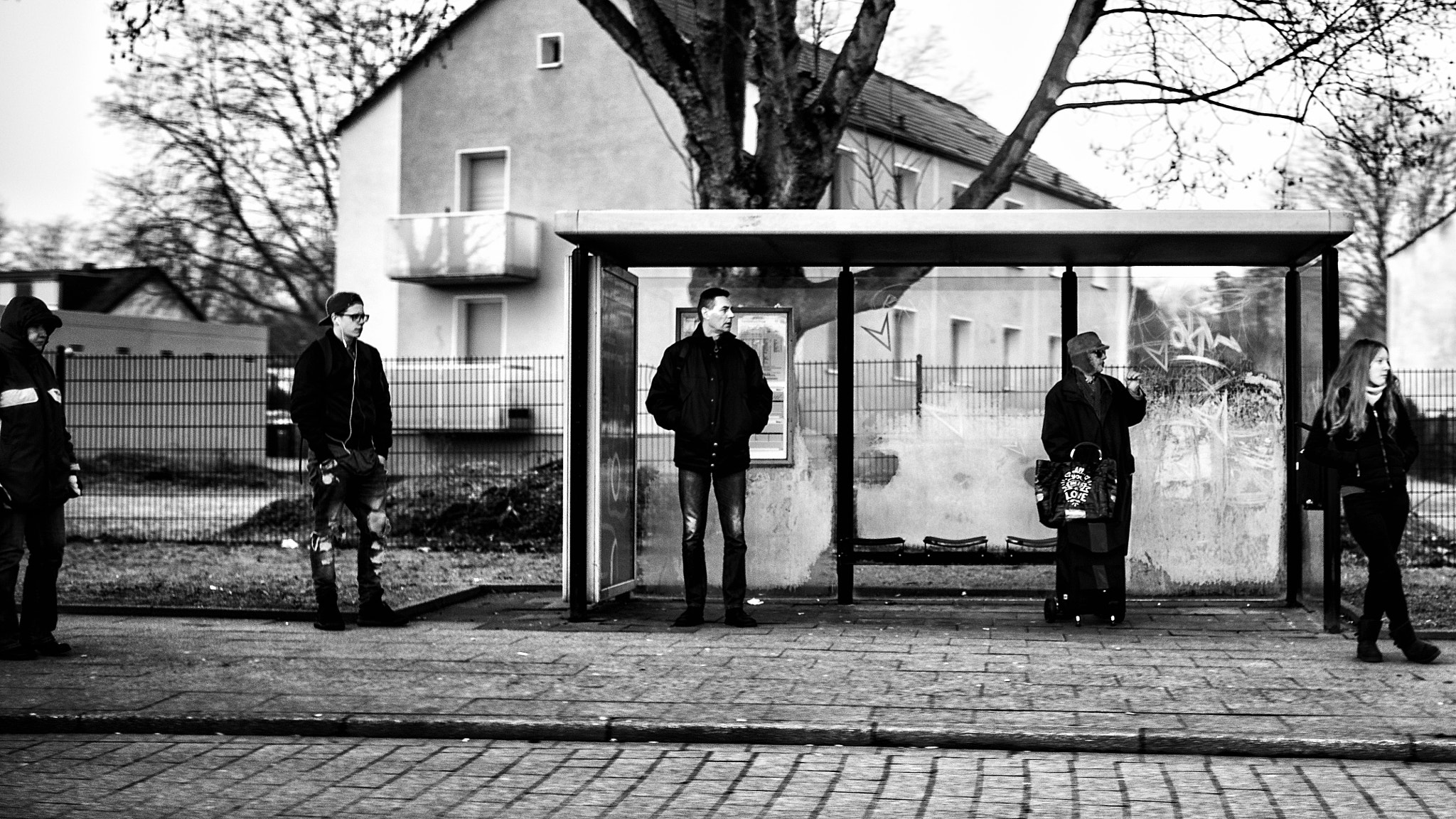 Nikon D600 + Nikon AF Nikkor 35mm F2D sample photo. Don't stand so close to me - part 3 photography