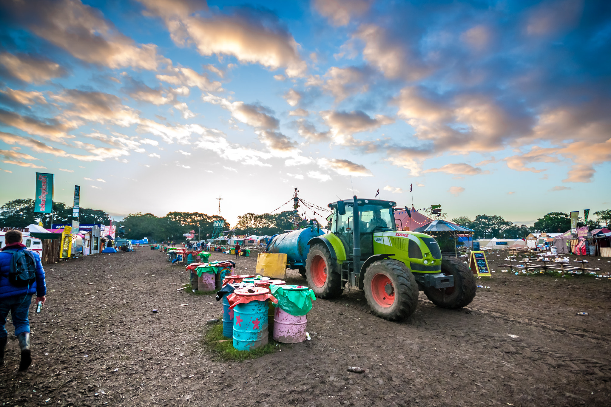 Sigma 10-20mm F4-5.6 EX DC HSM sample photo. Glastonbury 2016 photography