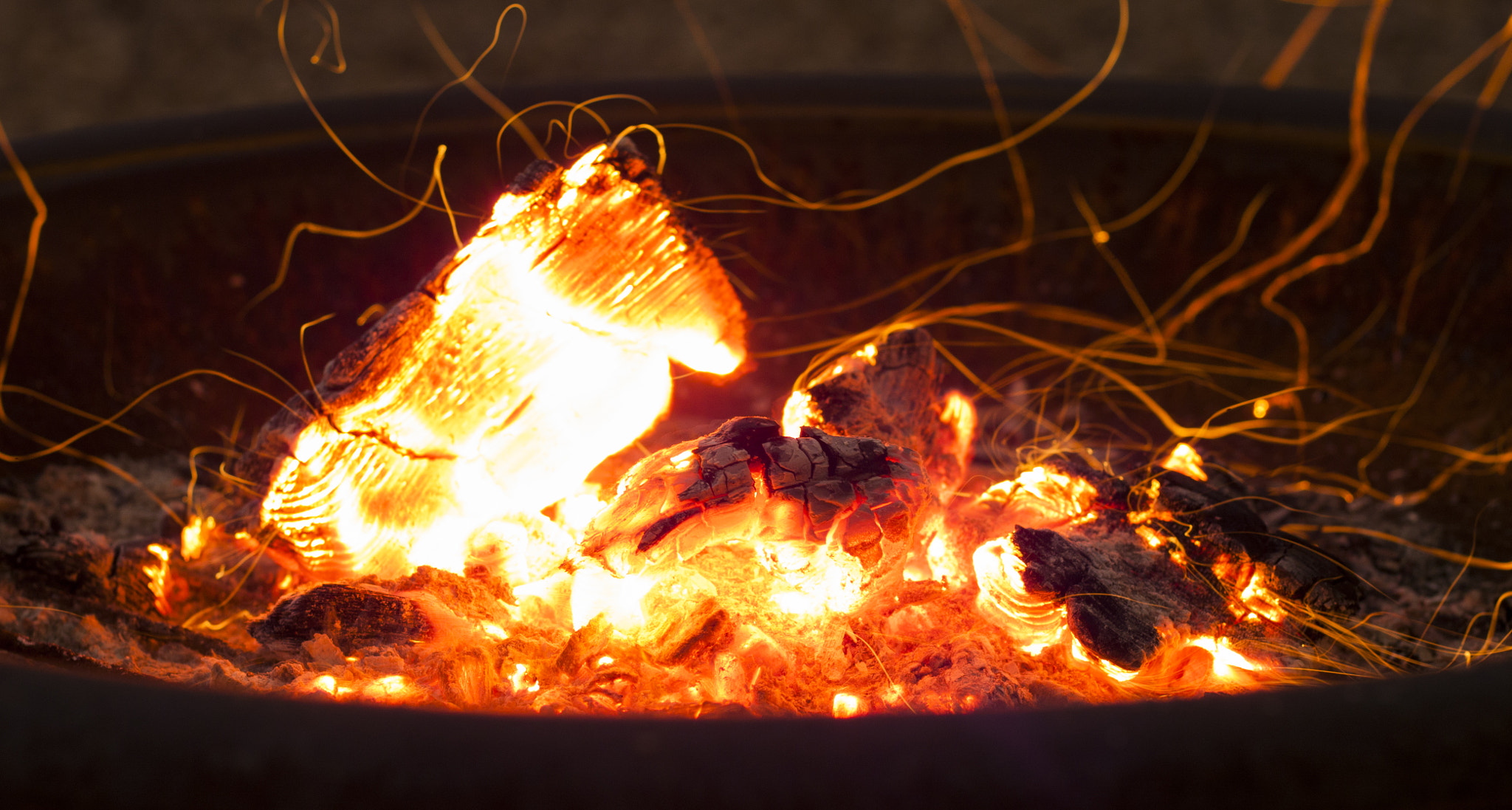 Canon EOS 450D (EOS Rebel XSi / EOS Kiss X2) sample photo. Slowly burning warms the soul! photography