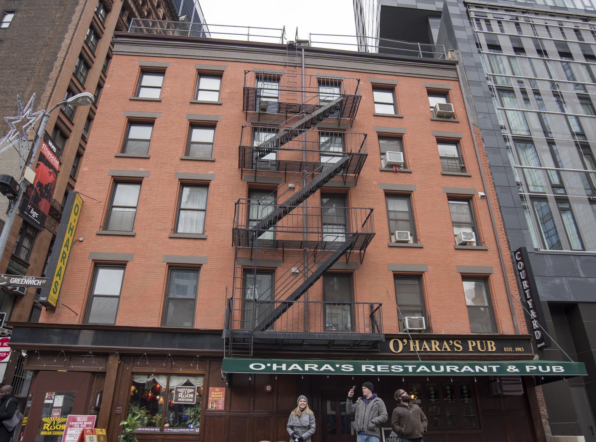 Nikon D810 sample photo. Ohara's irish pub photography