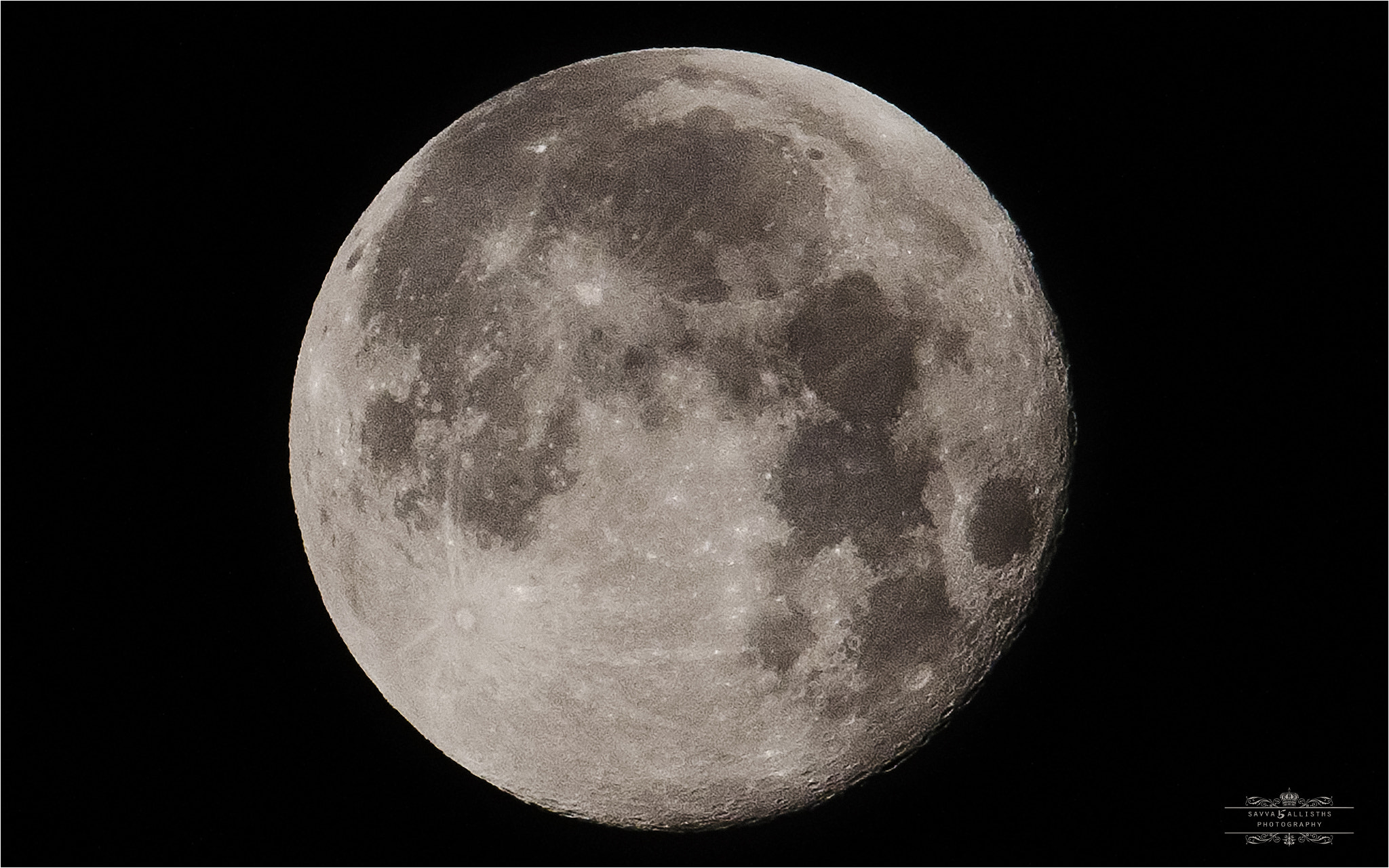 Nikon D7000 sample photo. Moon photography