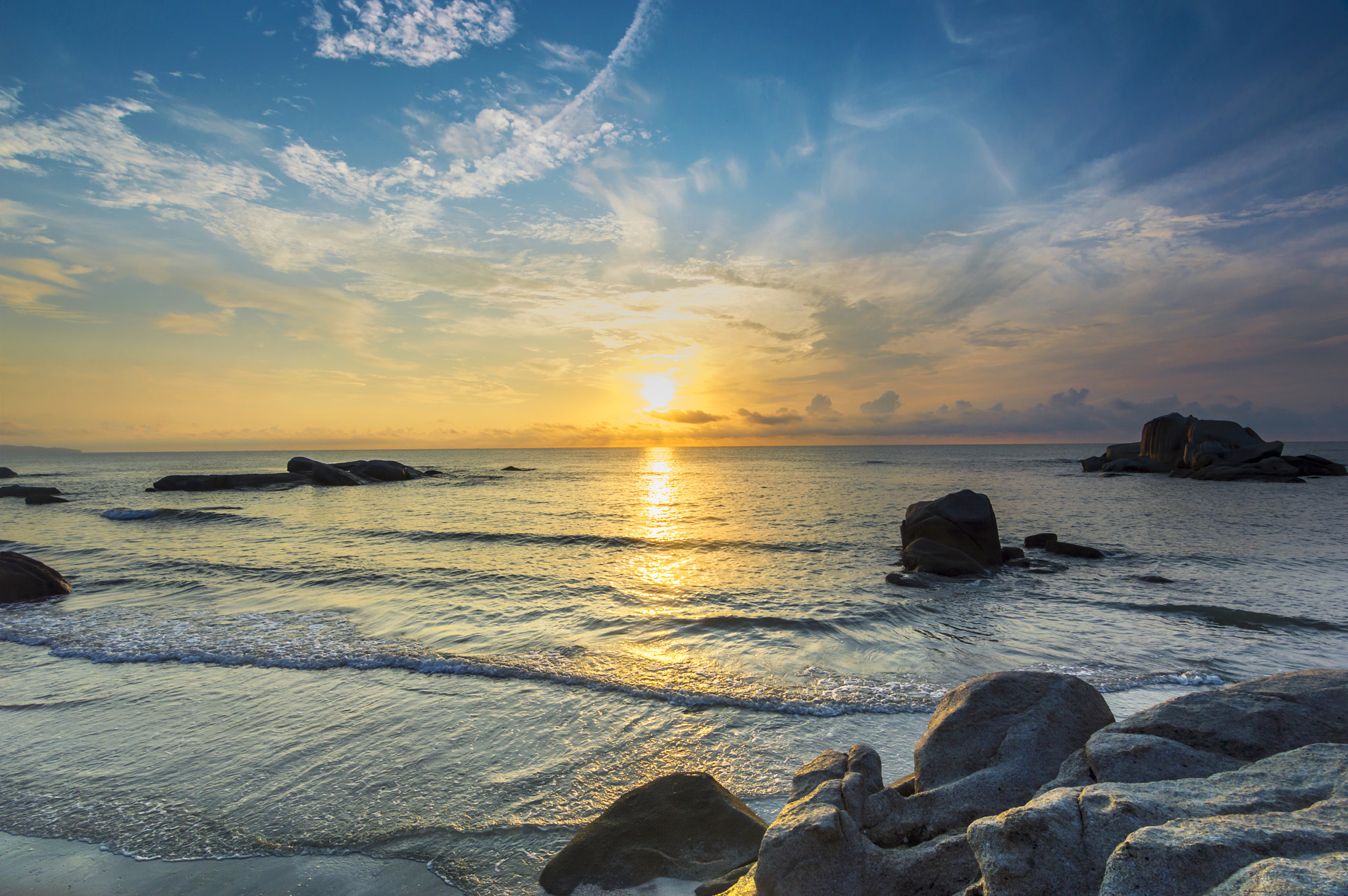 Nikon D3200 sample photo. Beach rock and wave with sunrise skies background photography
