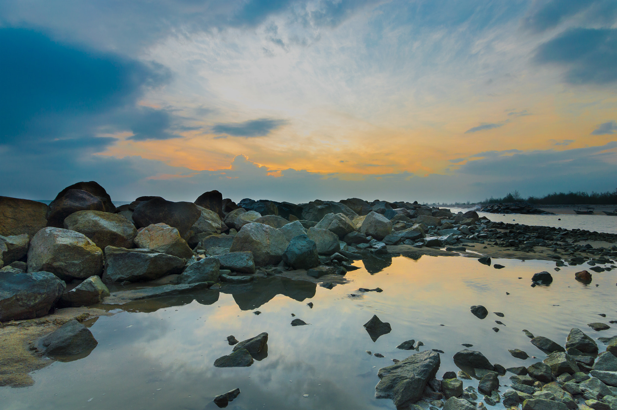 Nikon D3200 sample photo. Beach rock with sunrise background photography