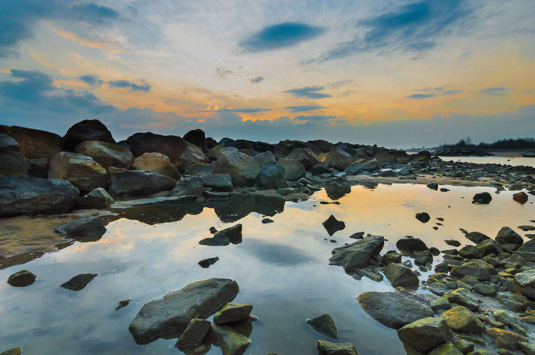 Nikon D3200 sample photo. Beach rock with sunrise background photography