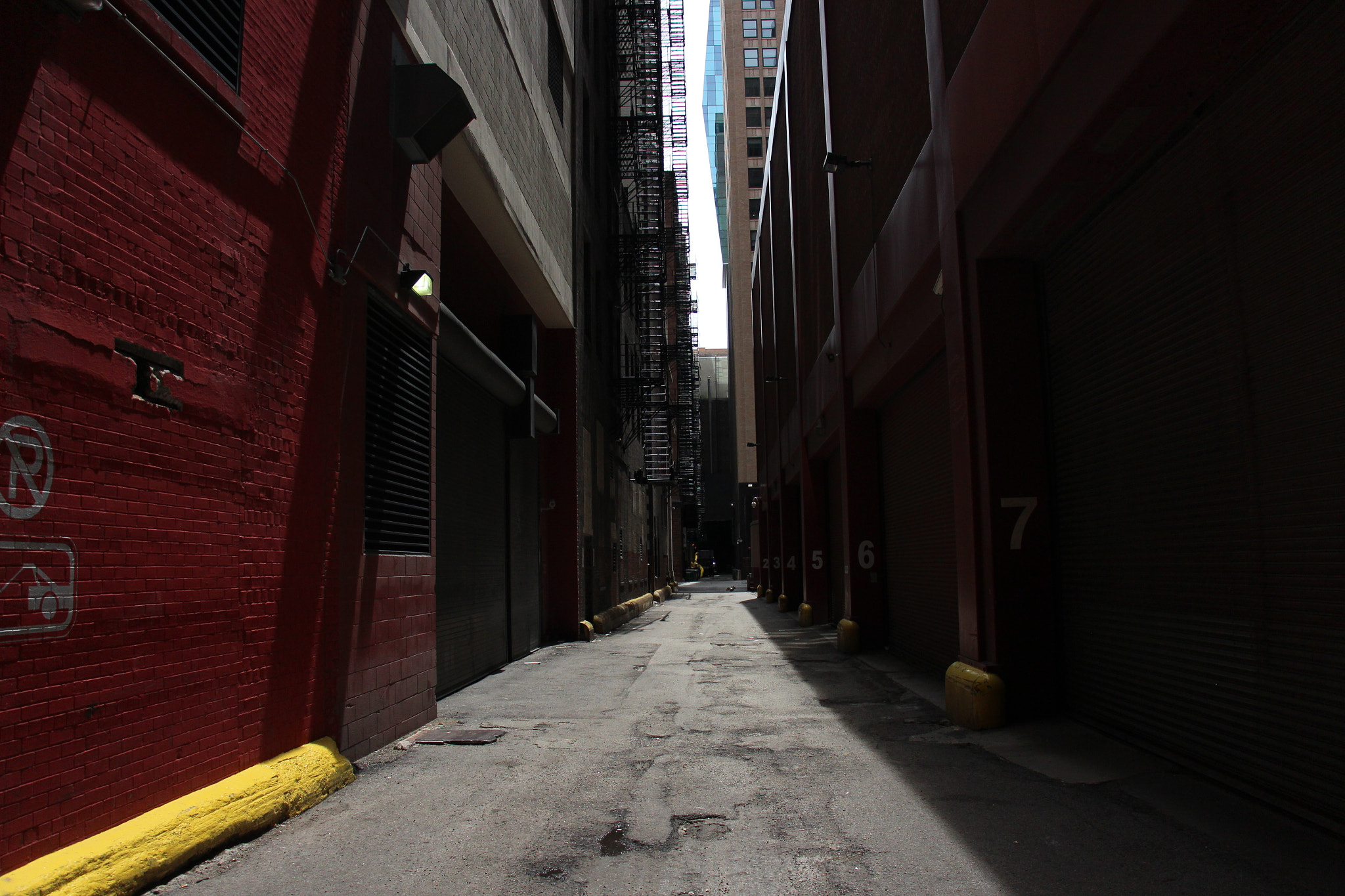 Canon EOS 650D (EOS Rebel T4i / EOS Kiss X6i) + Canon EF 50mm f/1.8 sample photo. Chiways photography