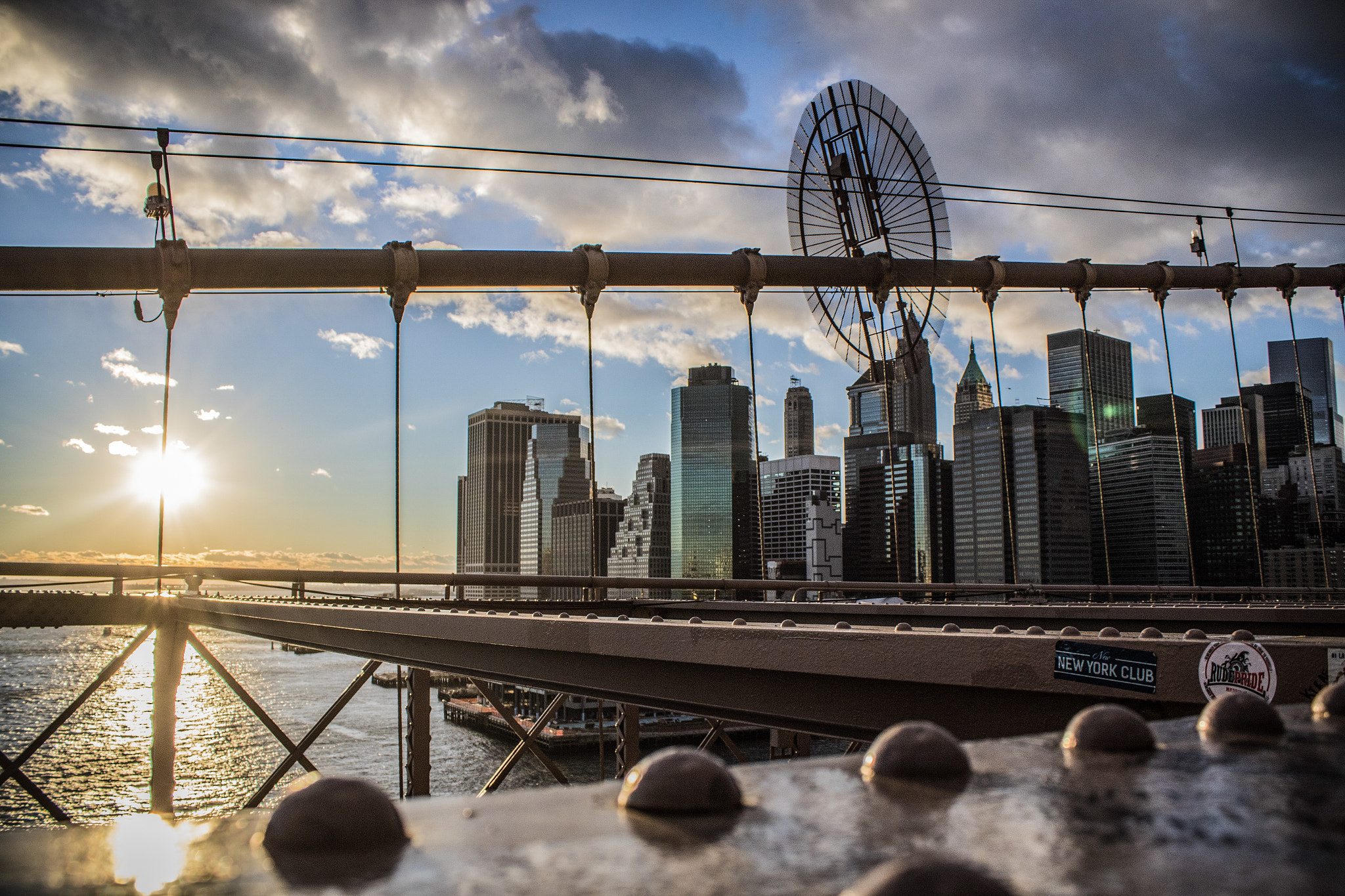 Canon EOS 7D Mark II + Canon EF-S 18-55mm F3.5-5.6 IS II sample photo. View from the bridge, nyc photography